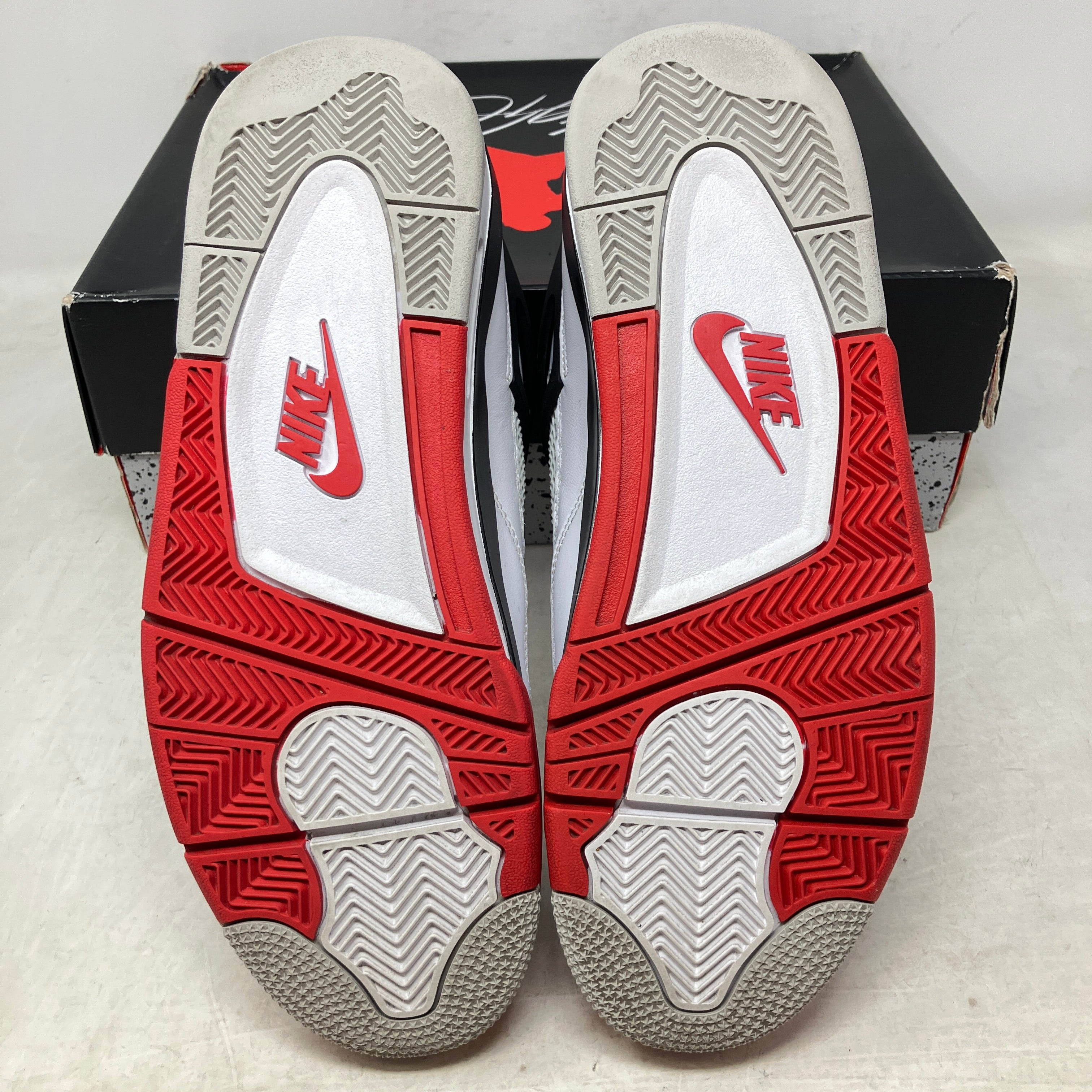 Jordan 4 Retro Fire Red (2020)