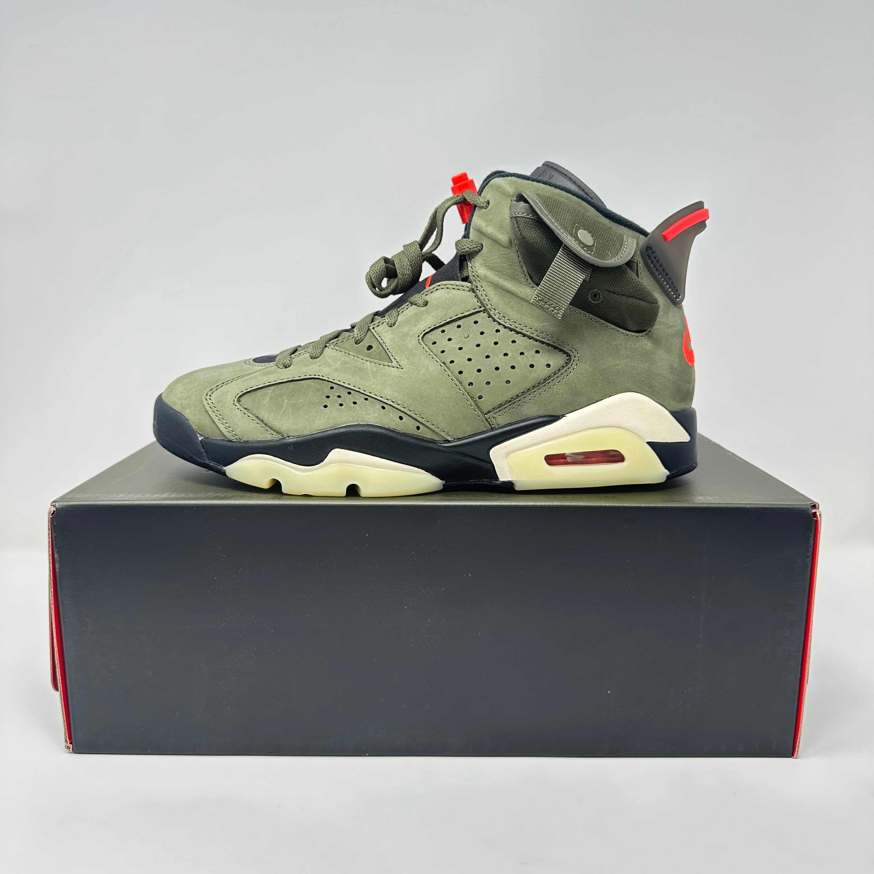 Jordan 6 Retro Travis Scott Olive sneaker brand new with accessories on box