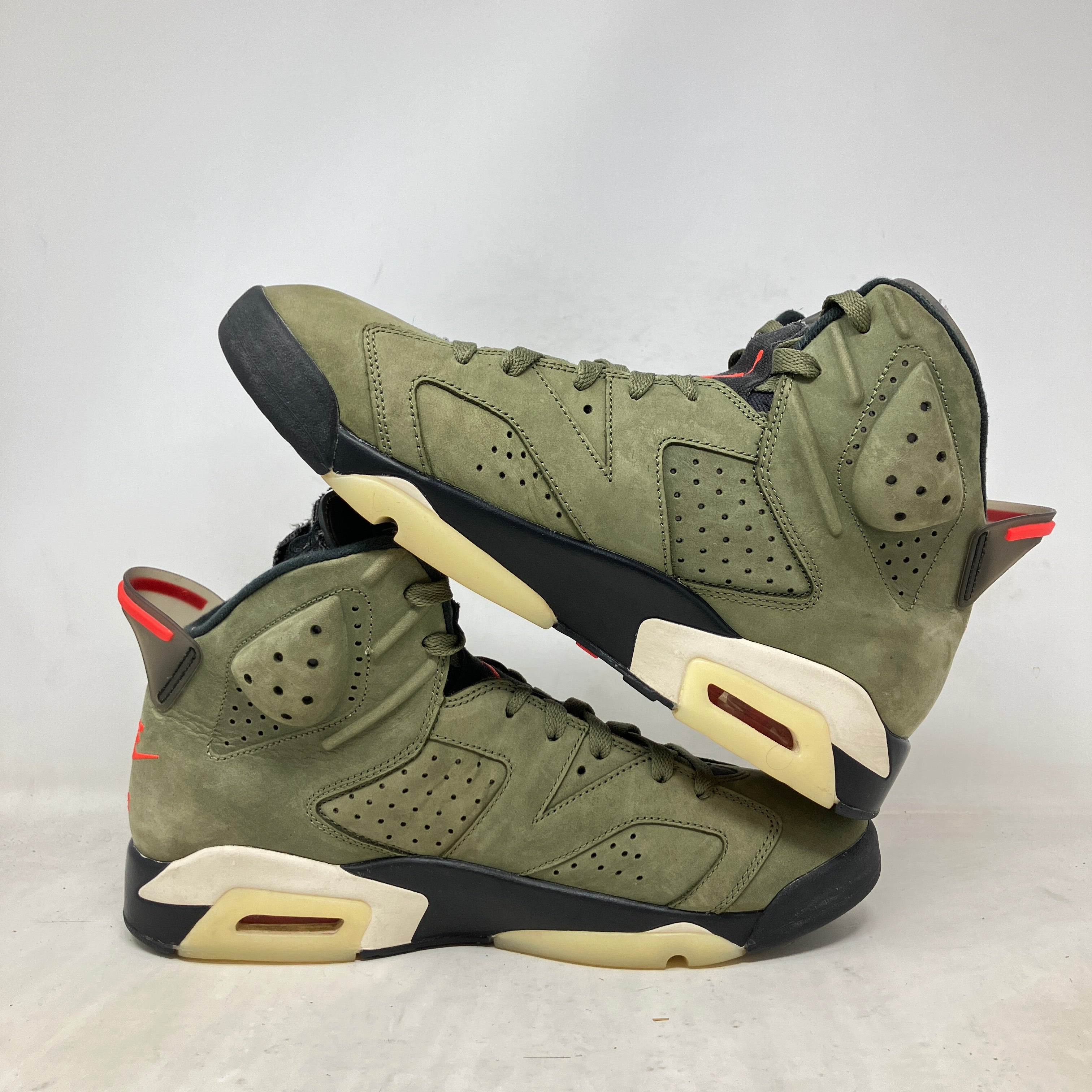 Jordan 6 Retro Travis Scott