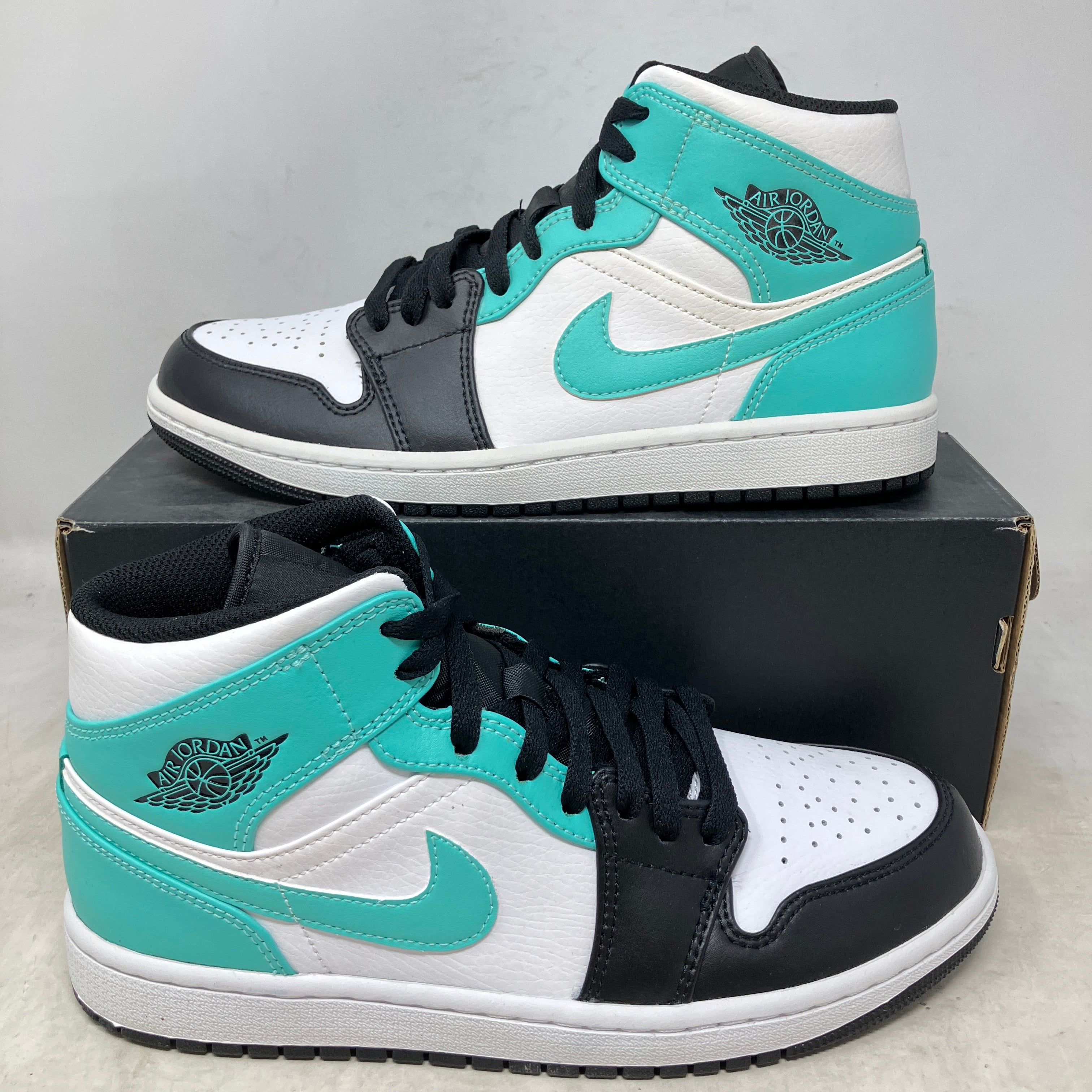 Jordan 1 Mid Tropical Twist Igloo