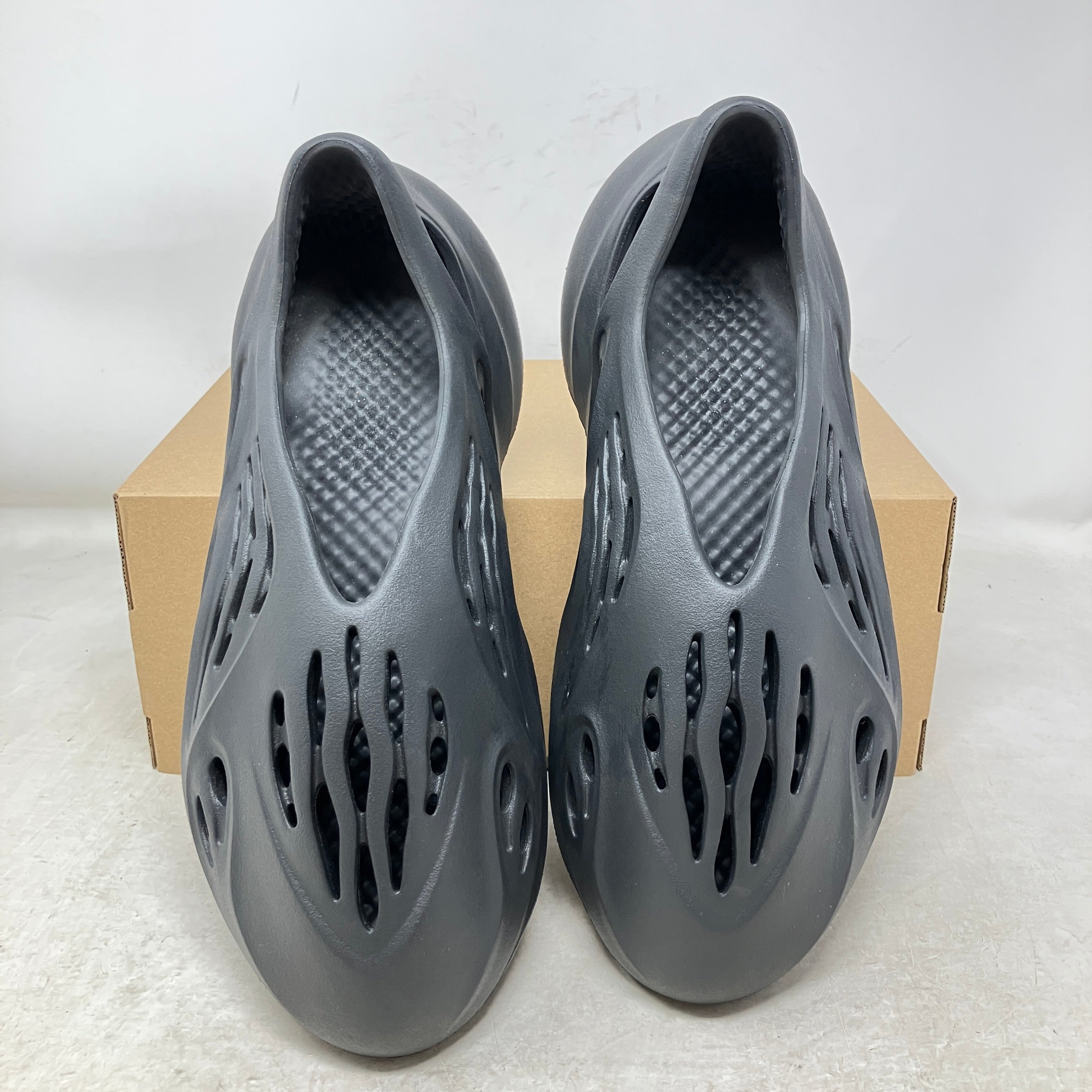 adidas Yeezy Foam RNR Onyx