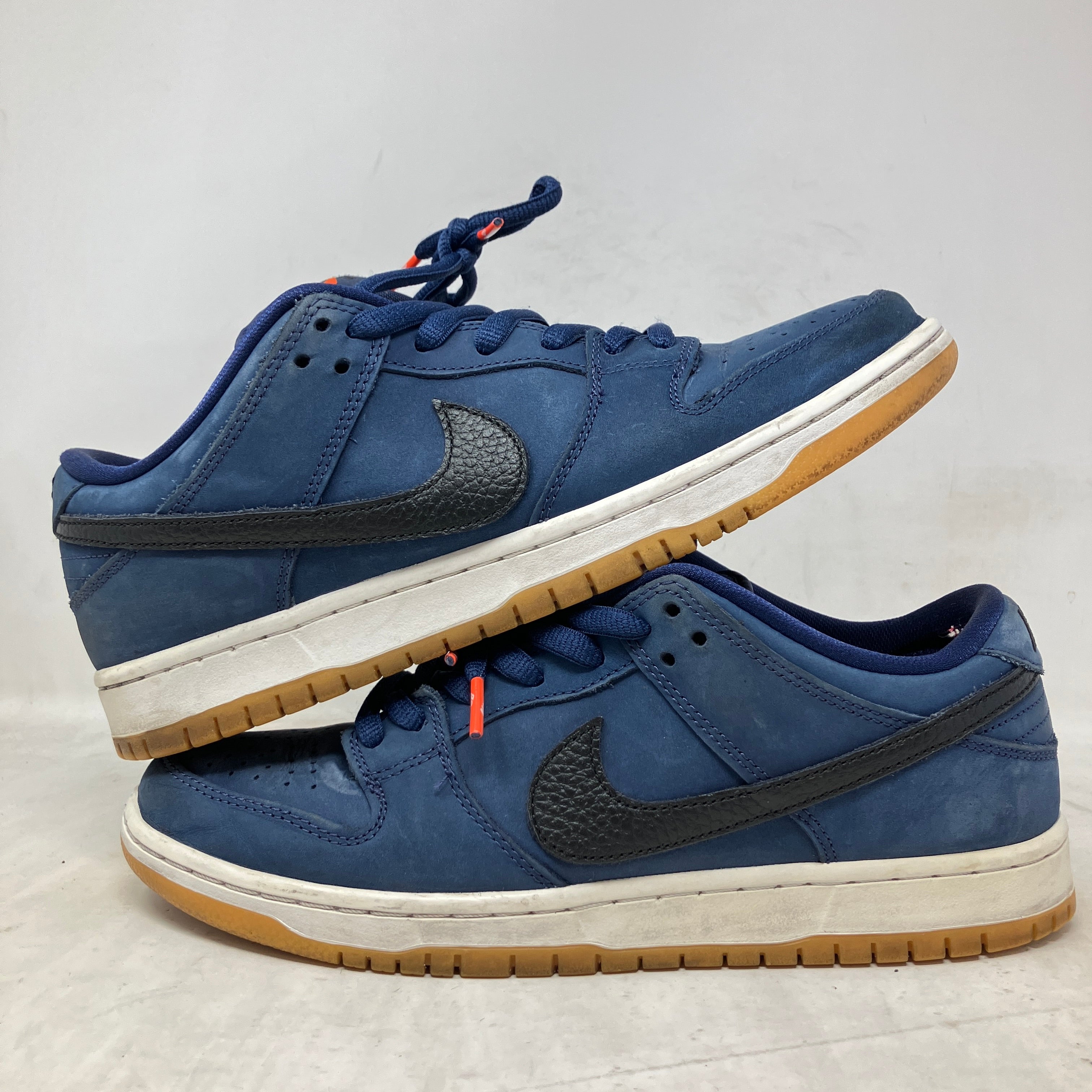 Nike SB Dunk Low Navy Black Gum