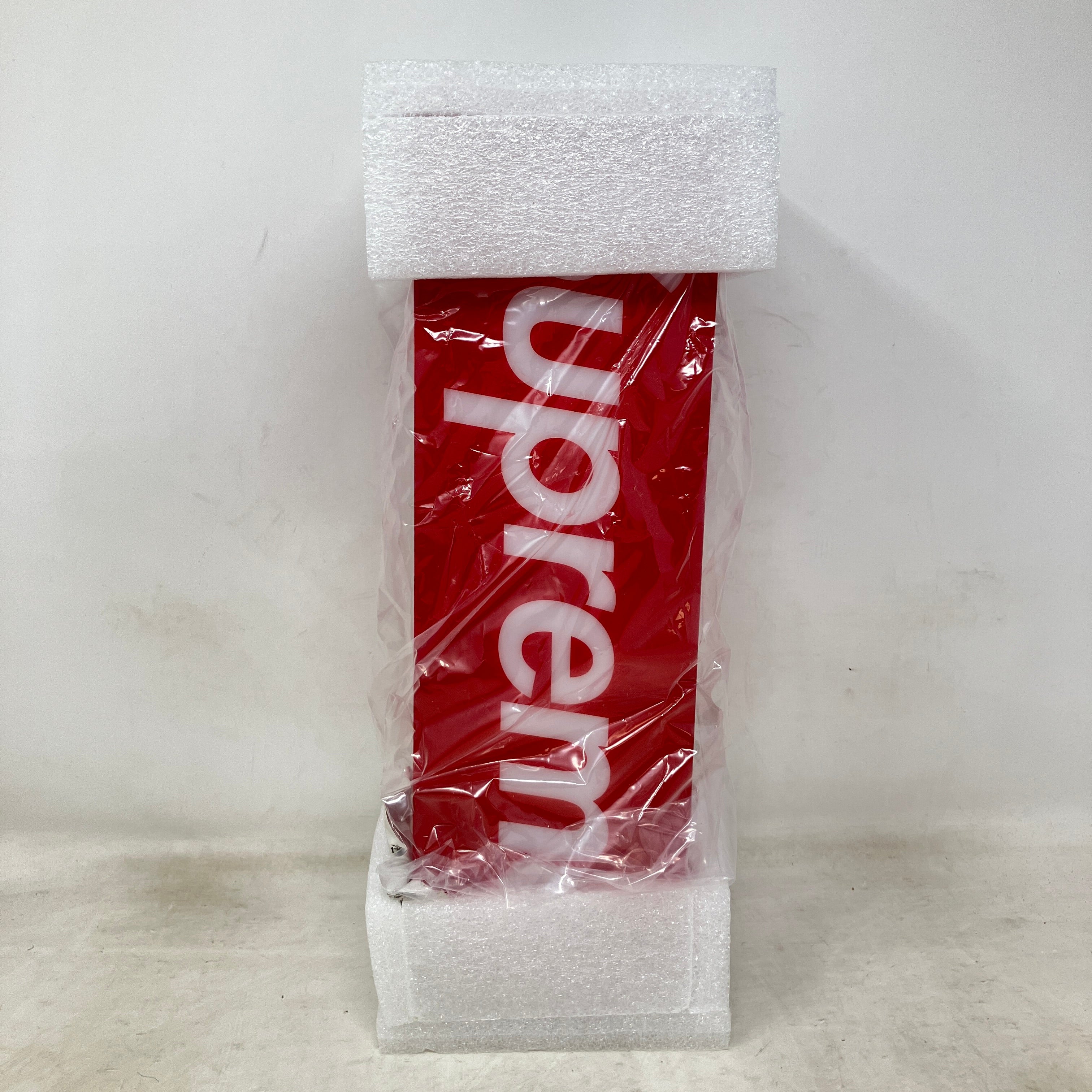 Supreme Box Logo Lamp Red