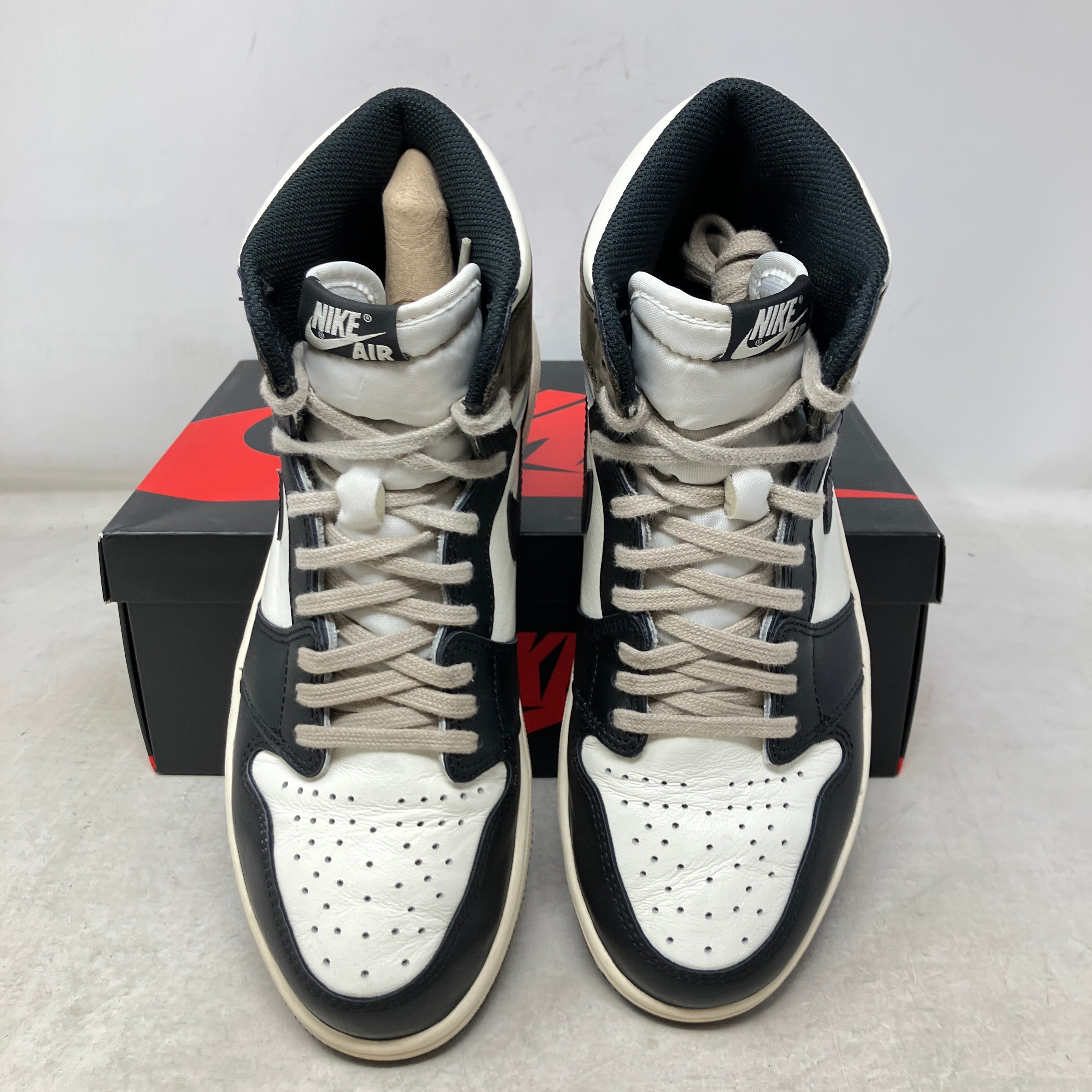 Jordan 1 Retro High Dark Mocha