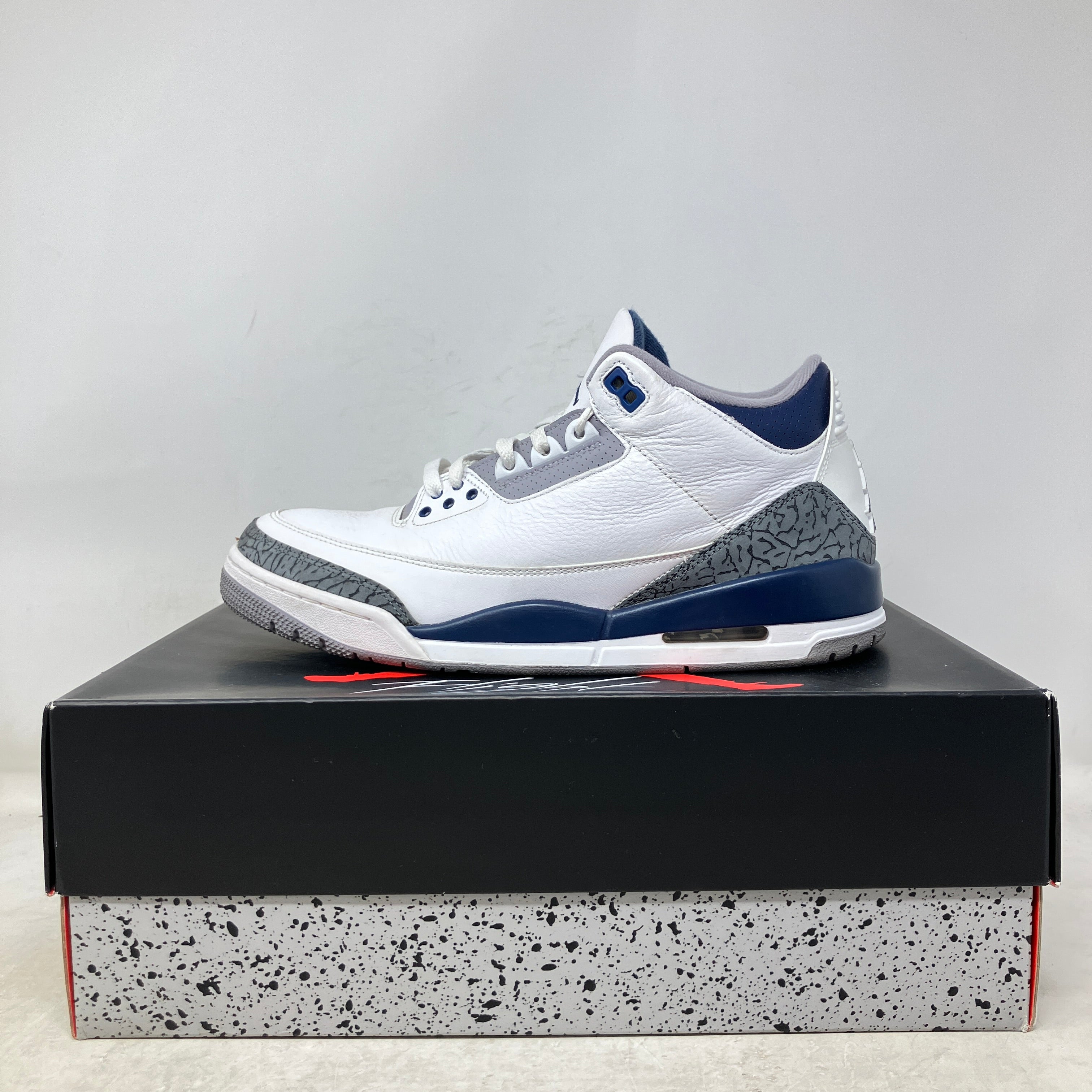 Jordan 3 Retro Midnight Navy