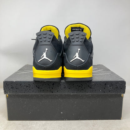 Jordan 4 Retro Thunder (2023)