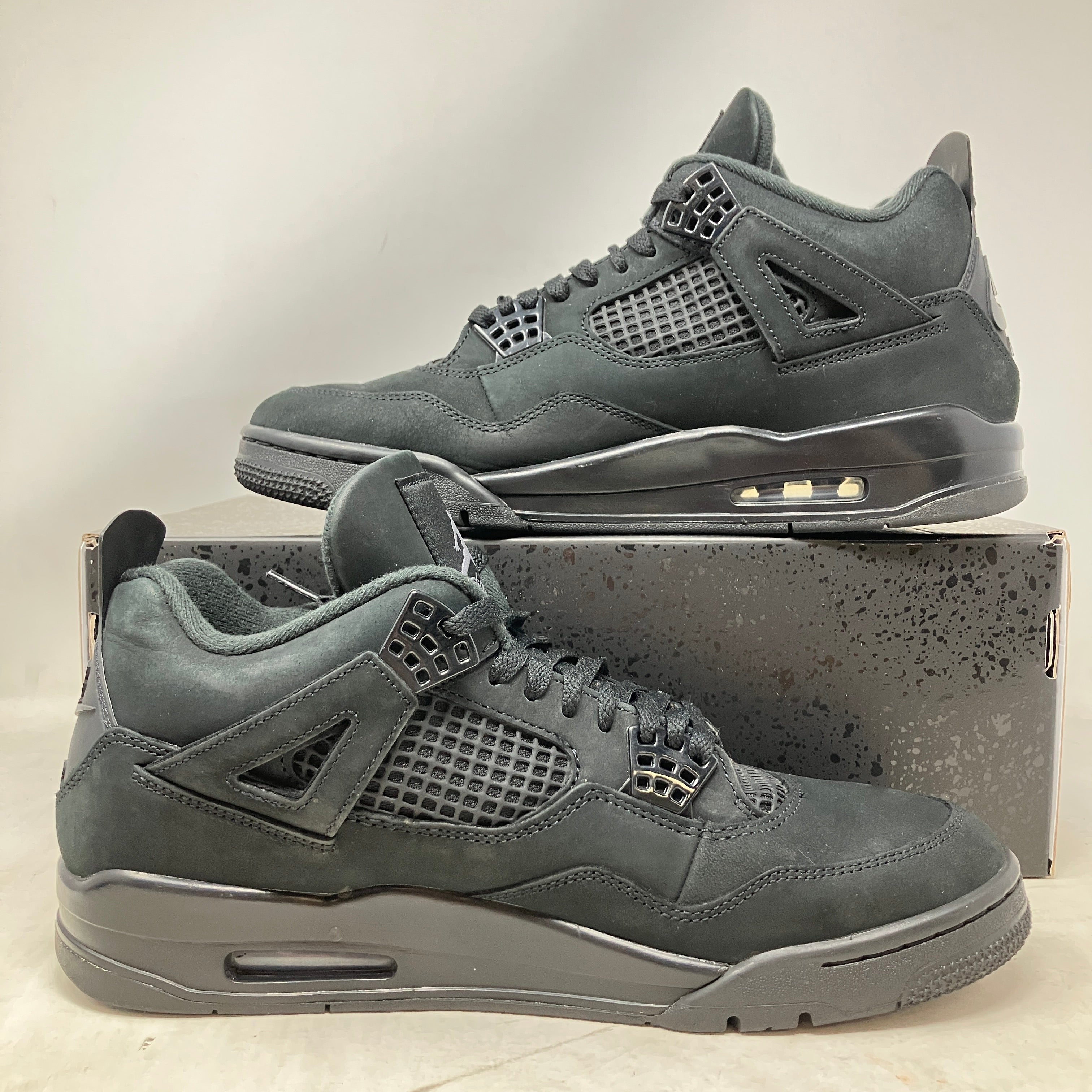 Jordan 4 Retro Black Cat (2025)