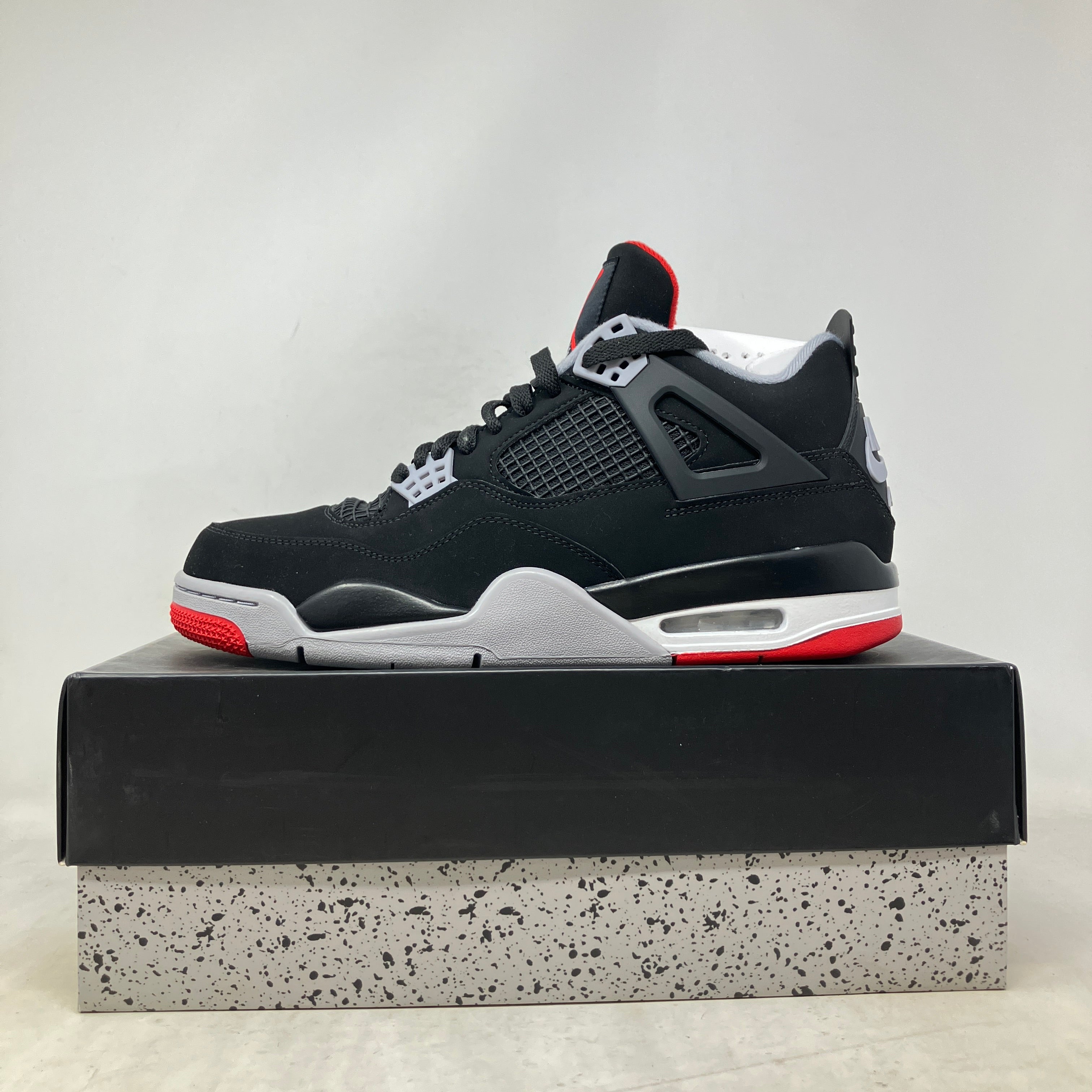 Jordan 4 Retro Bred (2019)