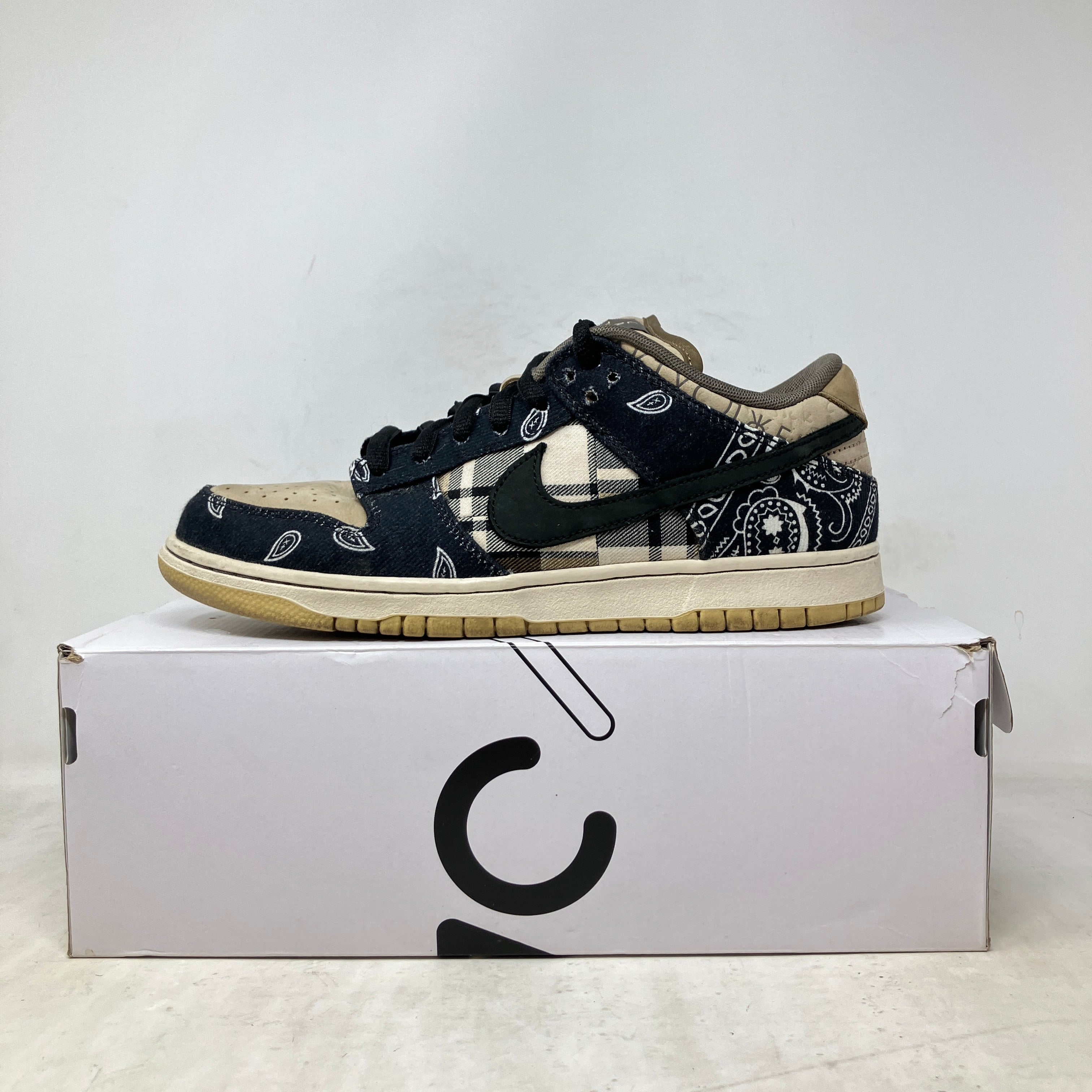 Nike SB Dunk Low Travis Scott