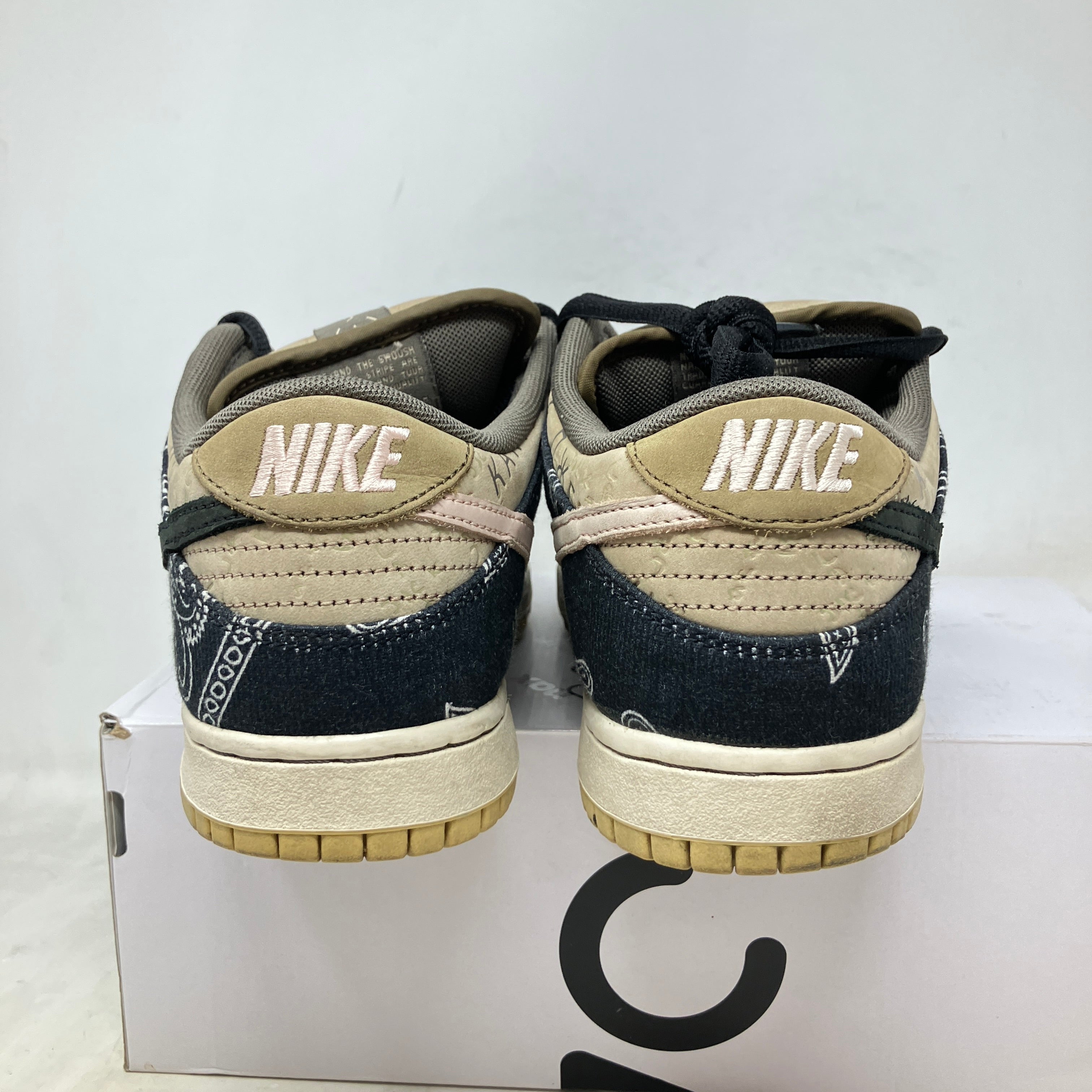 Nike SB Dunk Low Travis Scott