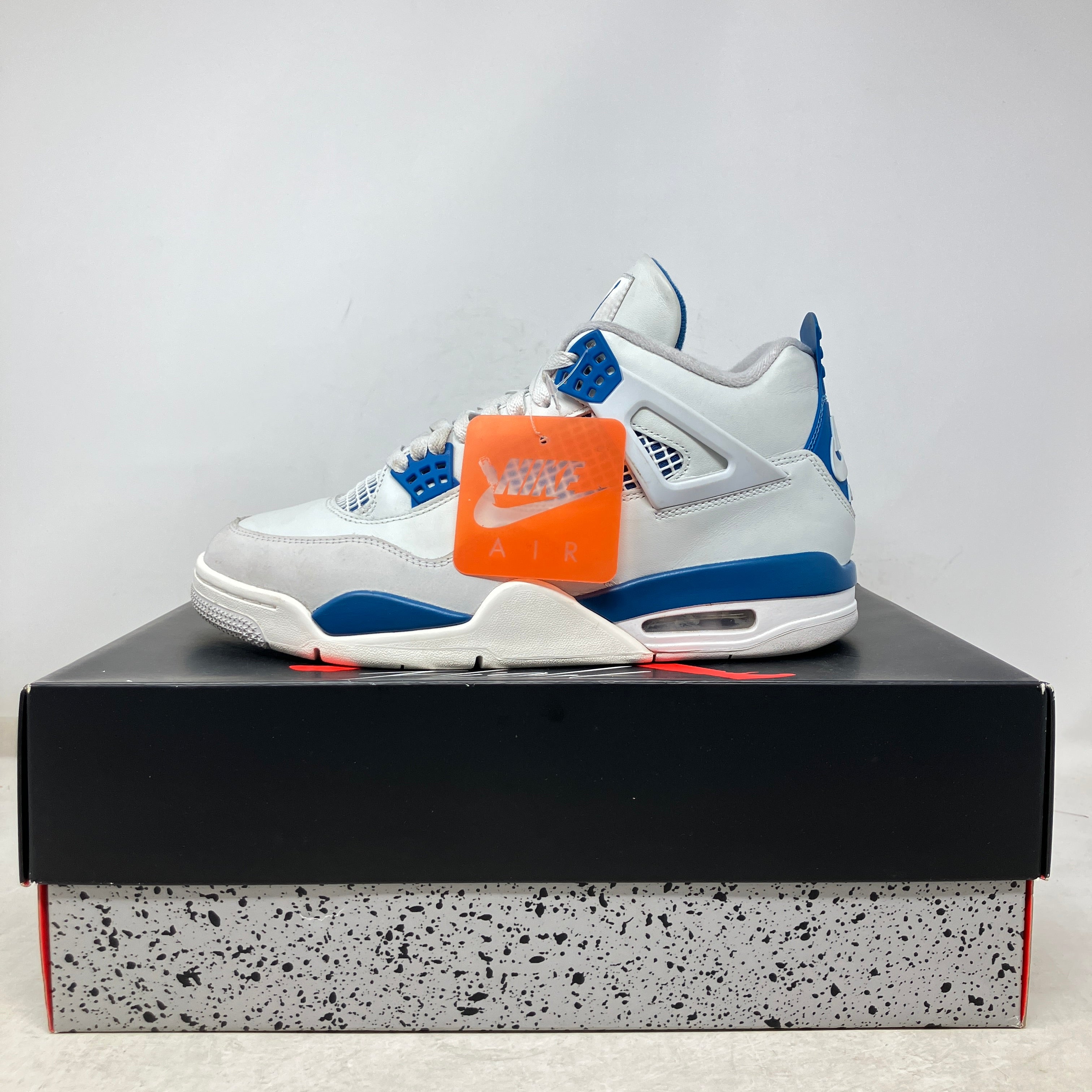 Jordan 4 Retro Military Blue (2024)