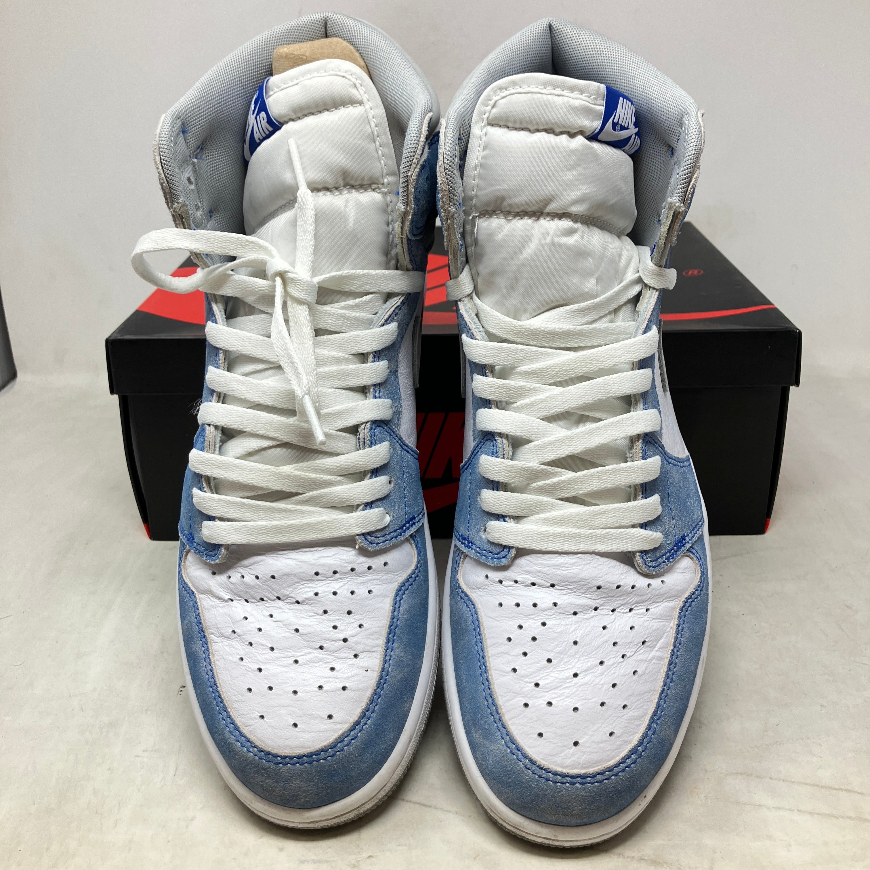 Jordan 1 Retro High Hyper Royal Smoke Grey