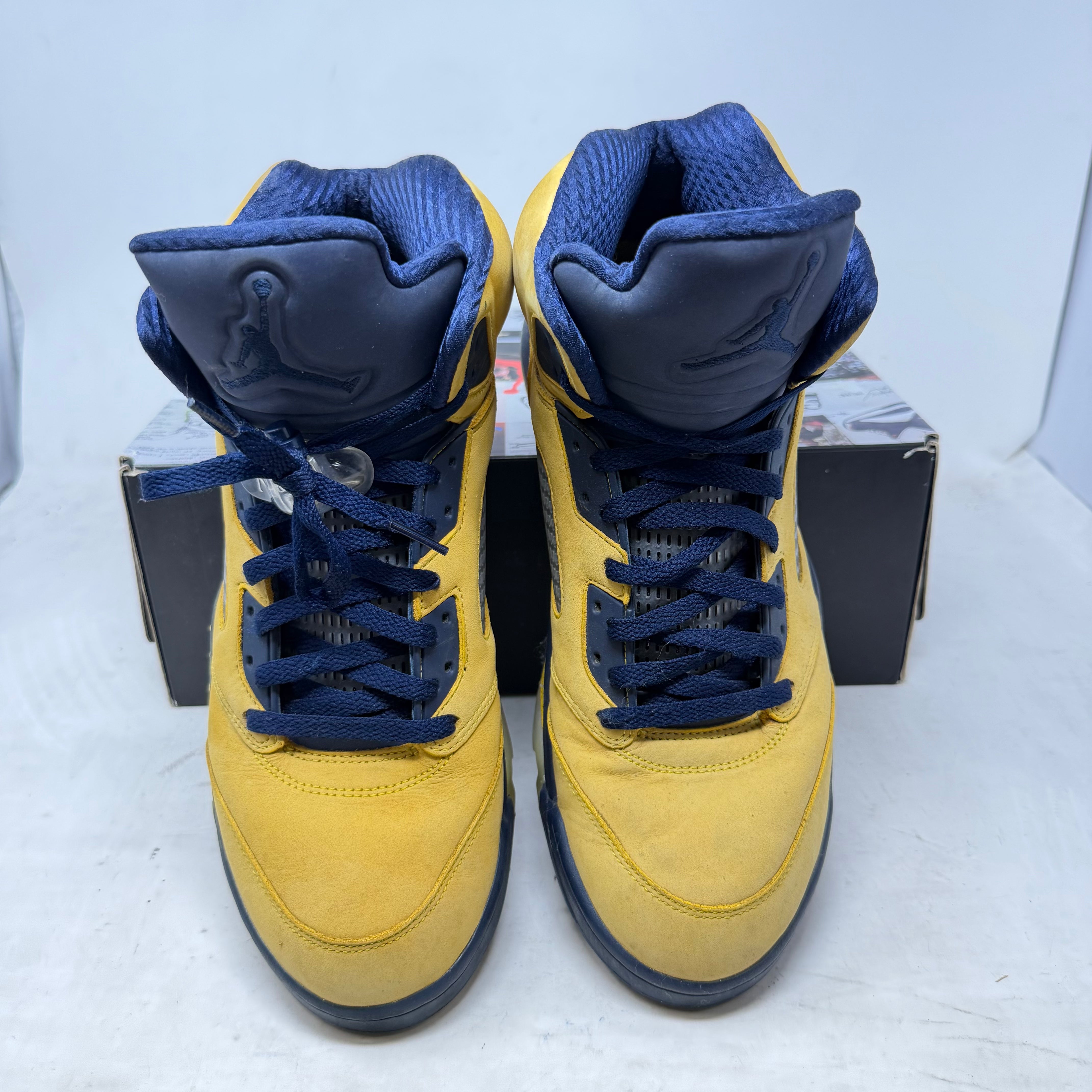 Jordan 5 Retro Michigan (2019)