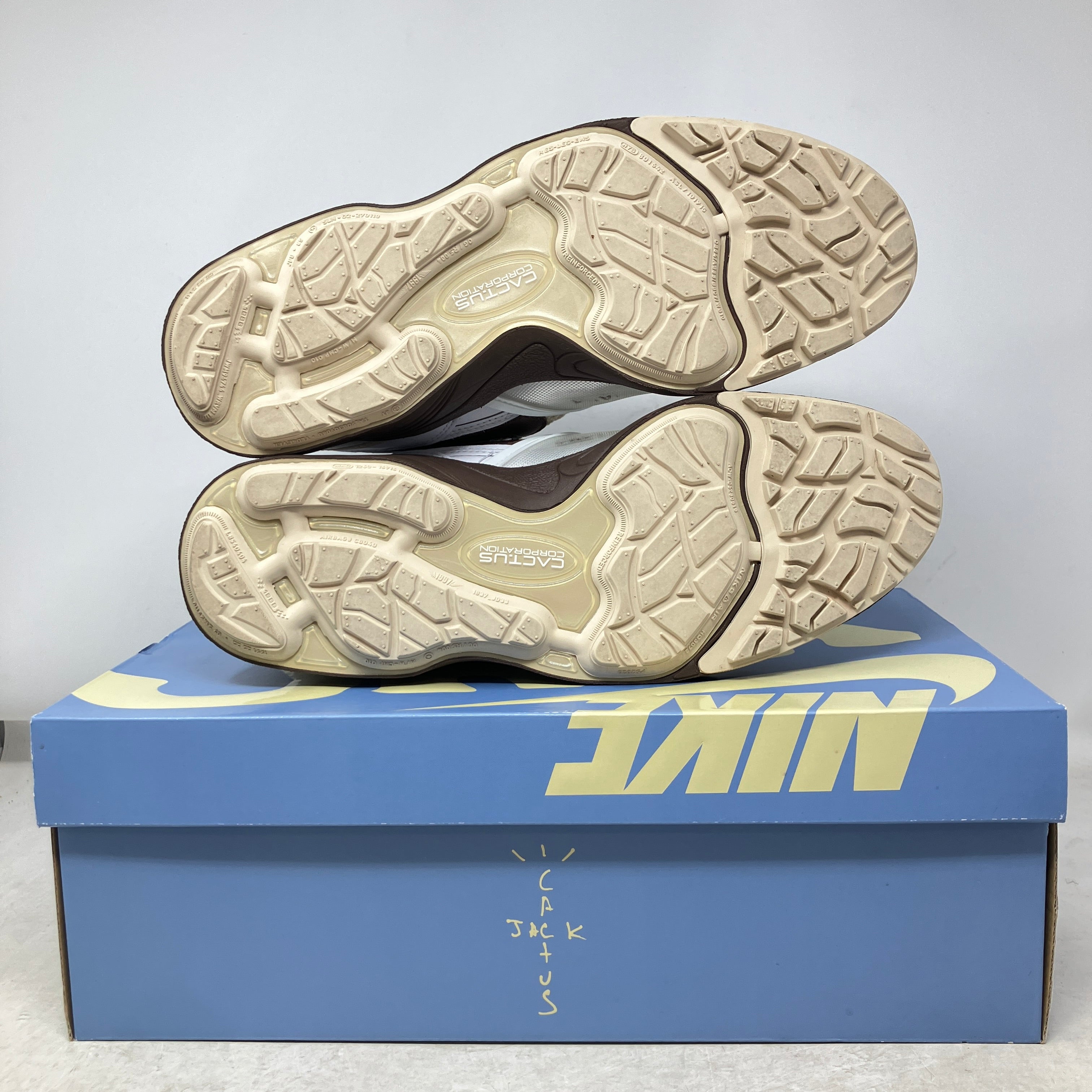 Nike Zoom Field Jaxx Travis Scott Light Chocolate – Hidden Realm