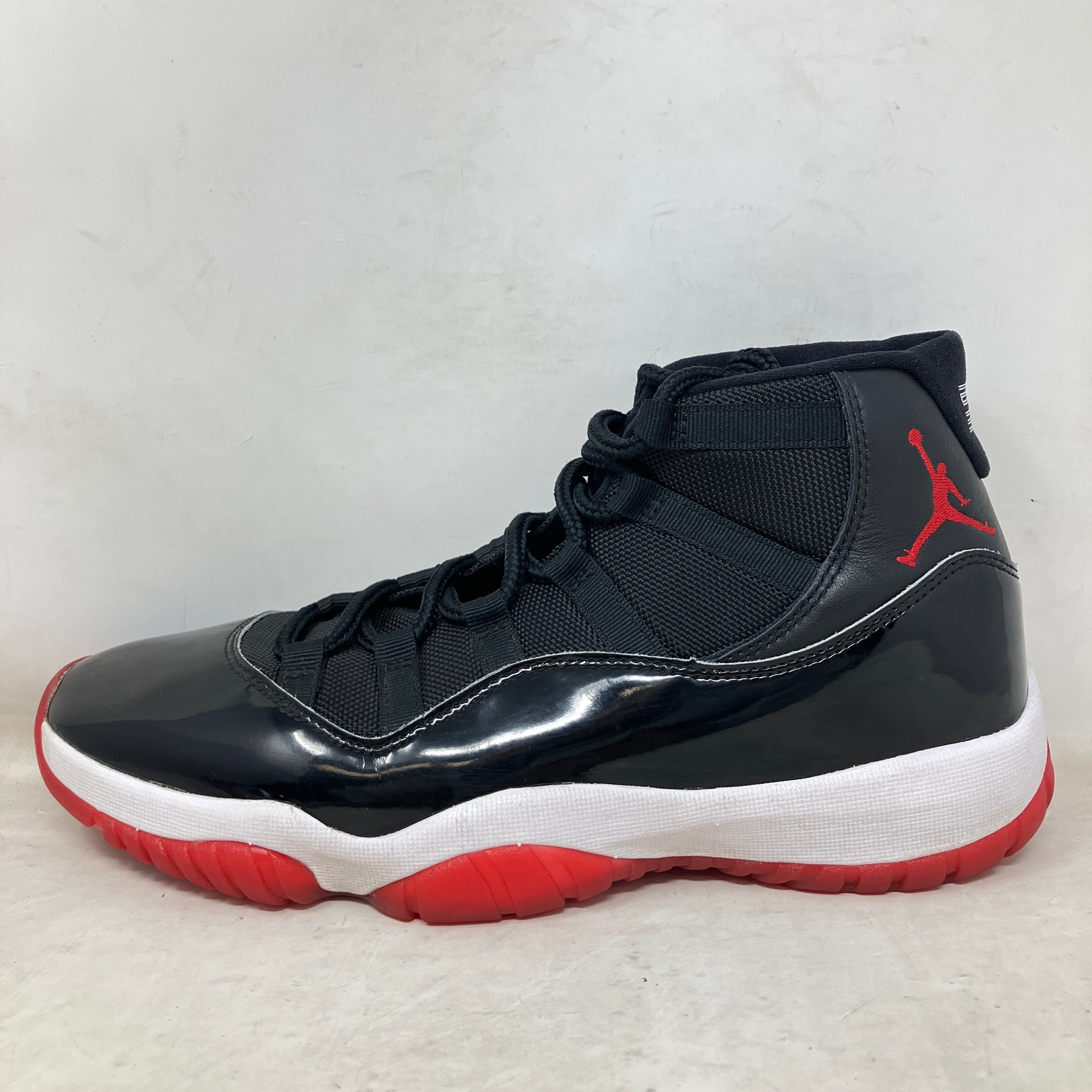 Jordan 11 Retro Playoffs Bred (2019)