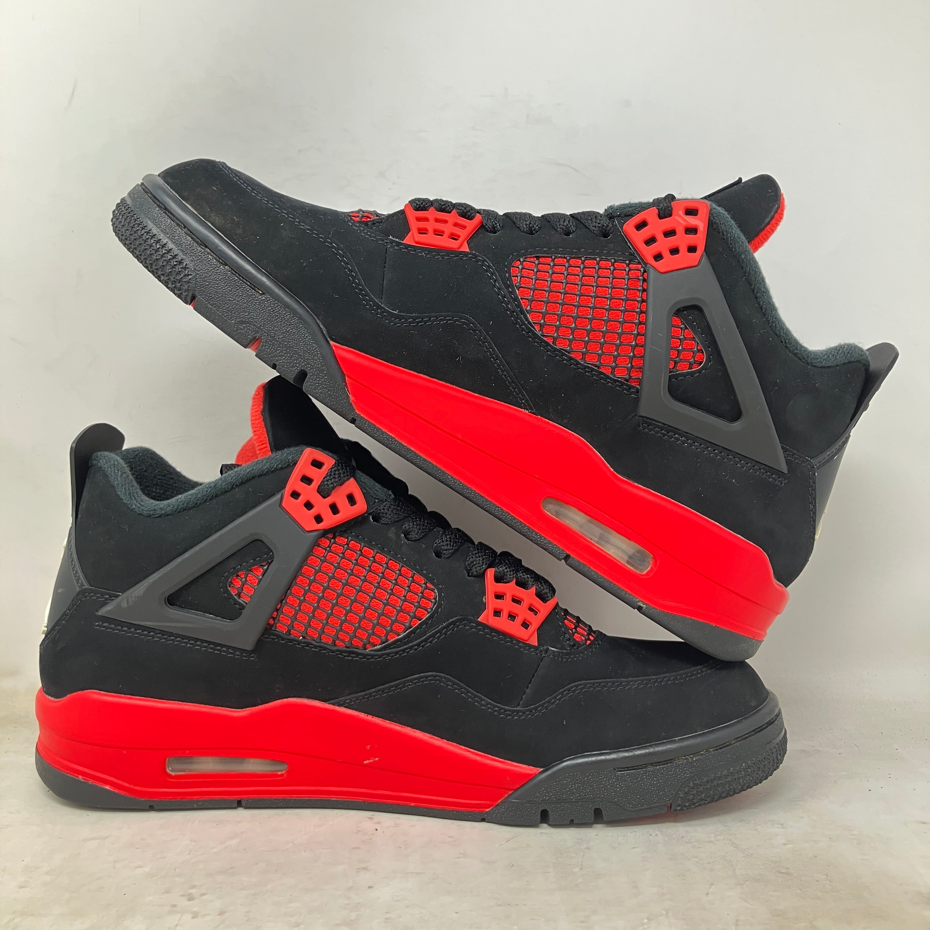 Jordan 4 Retro Red Thunder
