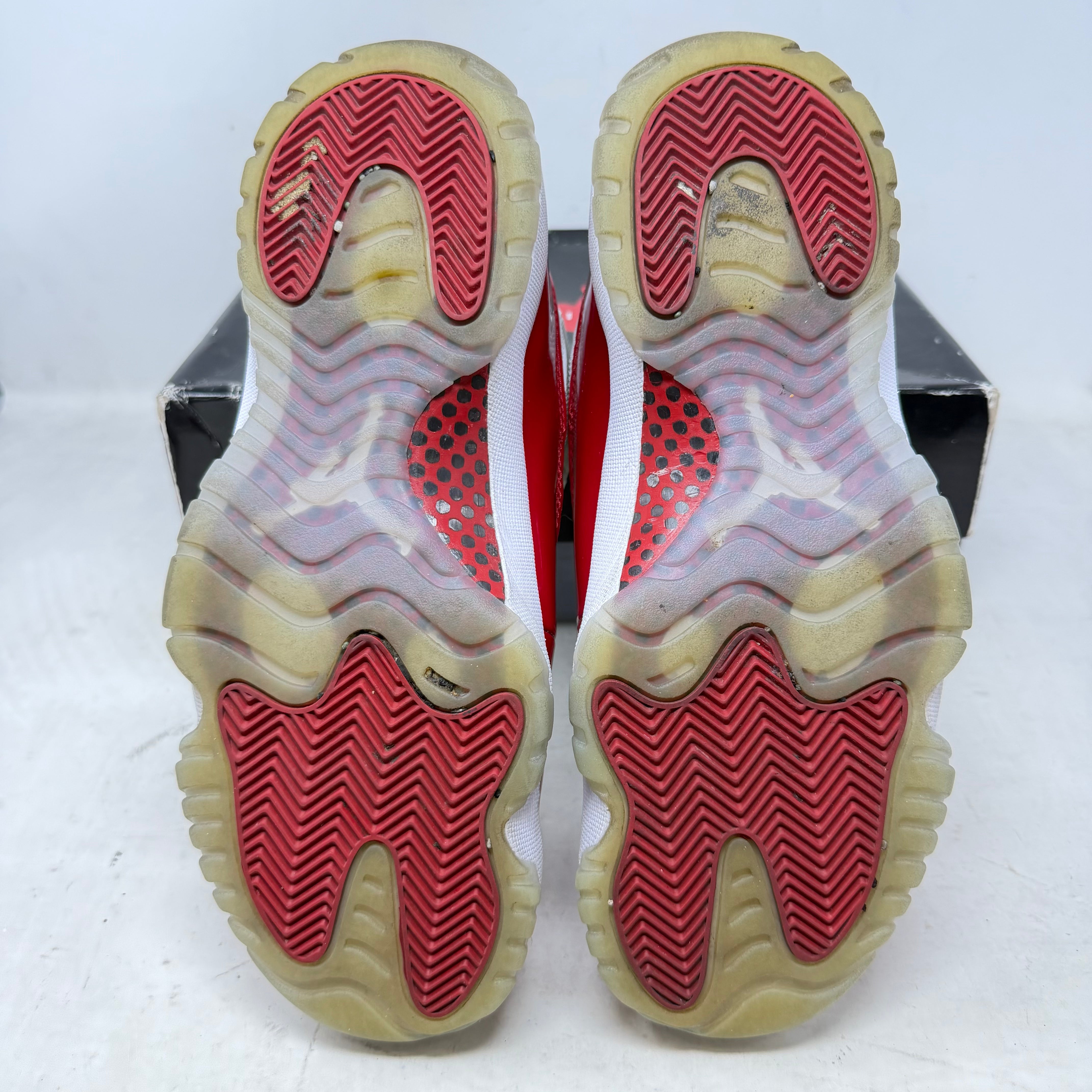 Jordan 11 Retro Cherry (2022)