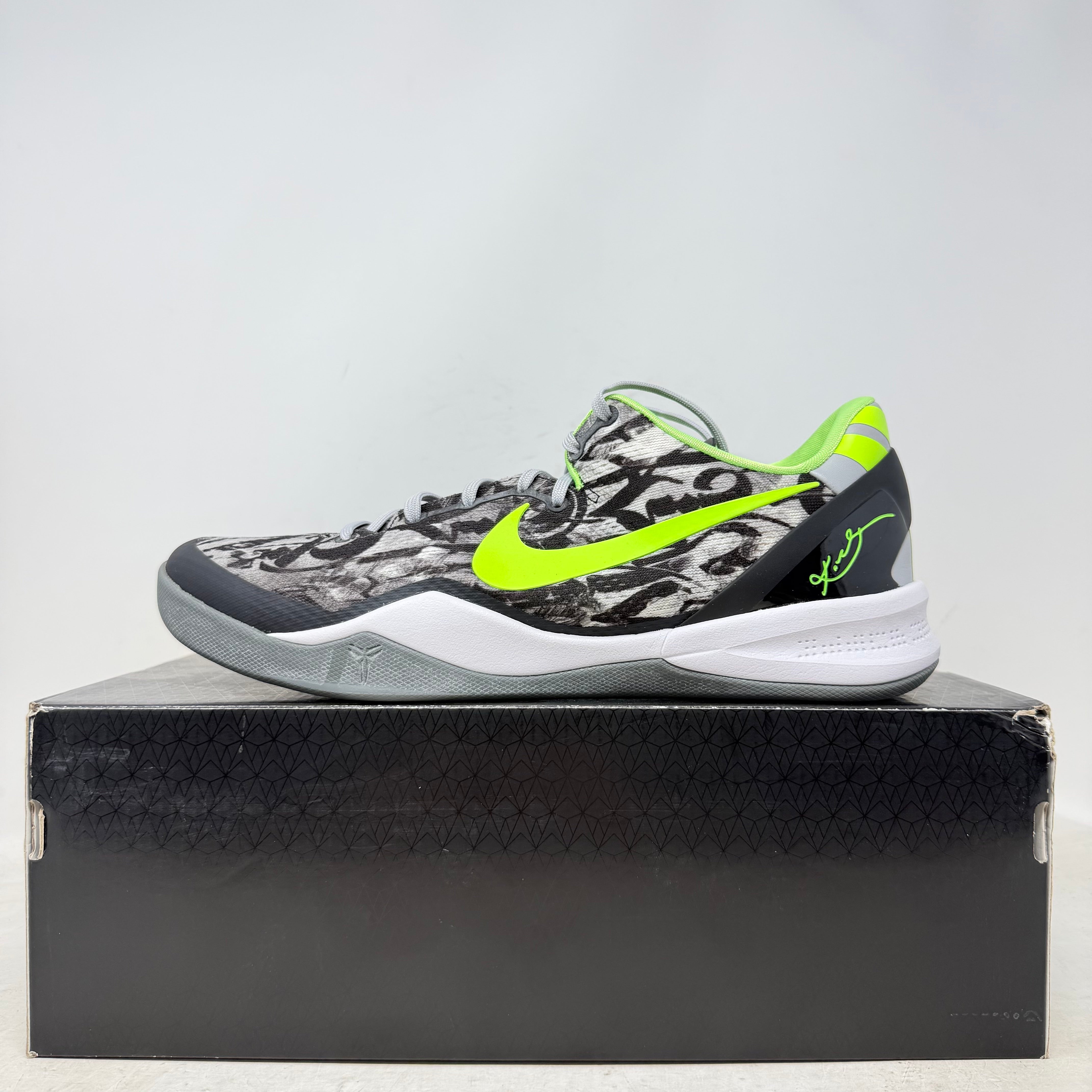 Nike Kobe 8 Graffiti