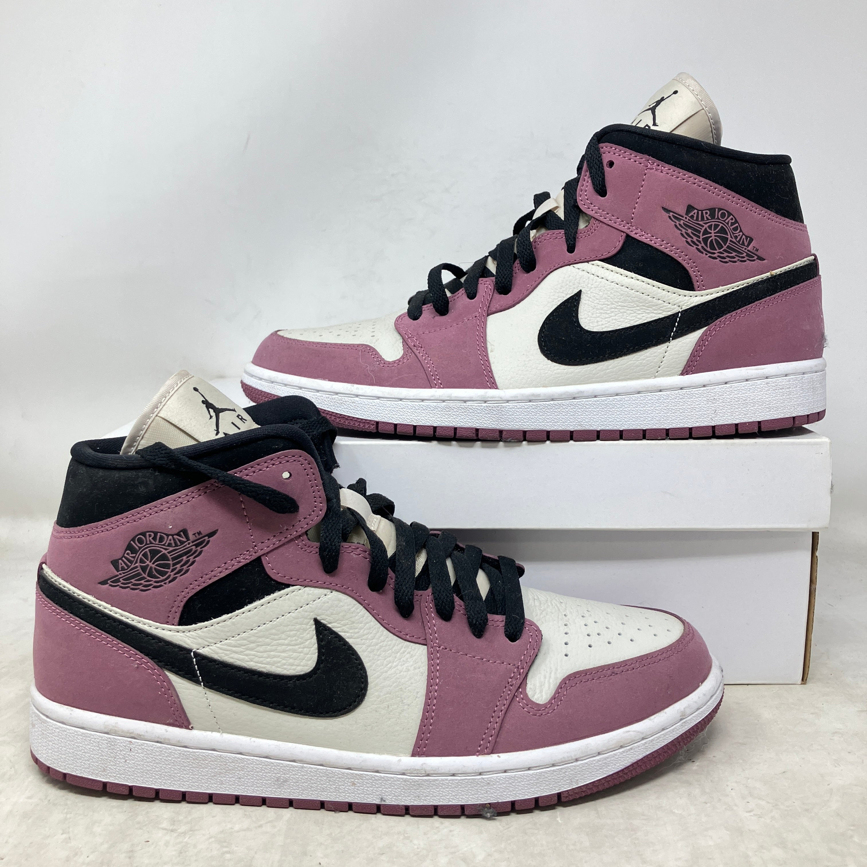 Jordan 1 Mid SE Light Mulberry (Women's)