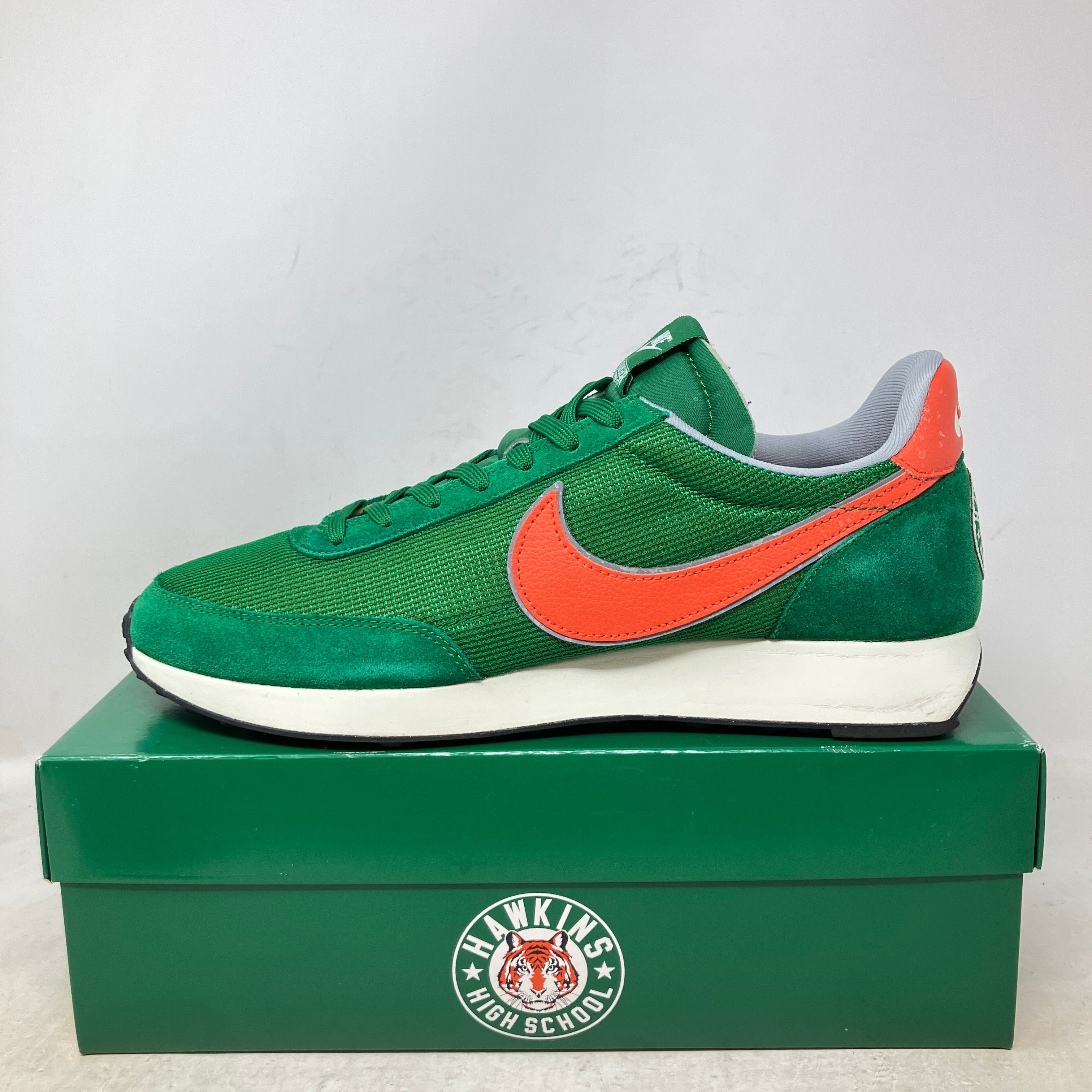 Nike Tailwind 79 Stranger Things Hawkins High School