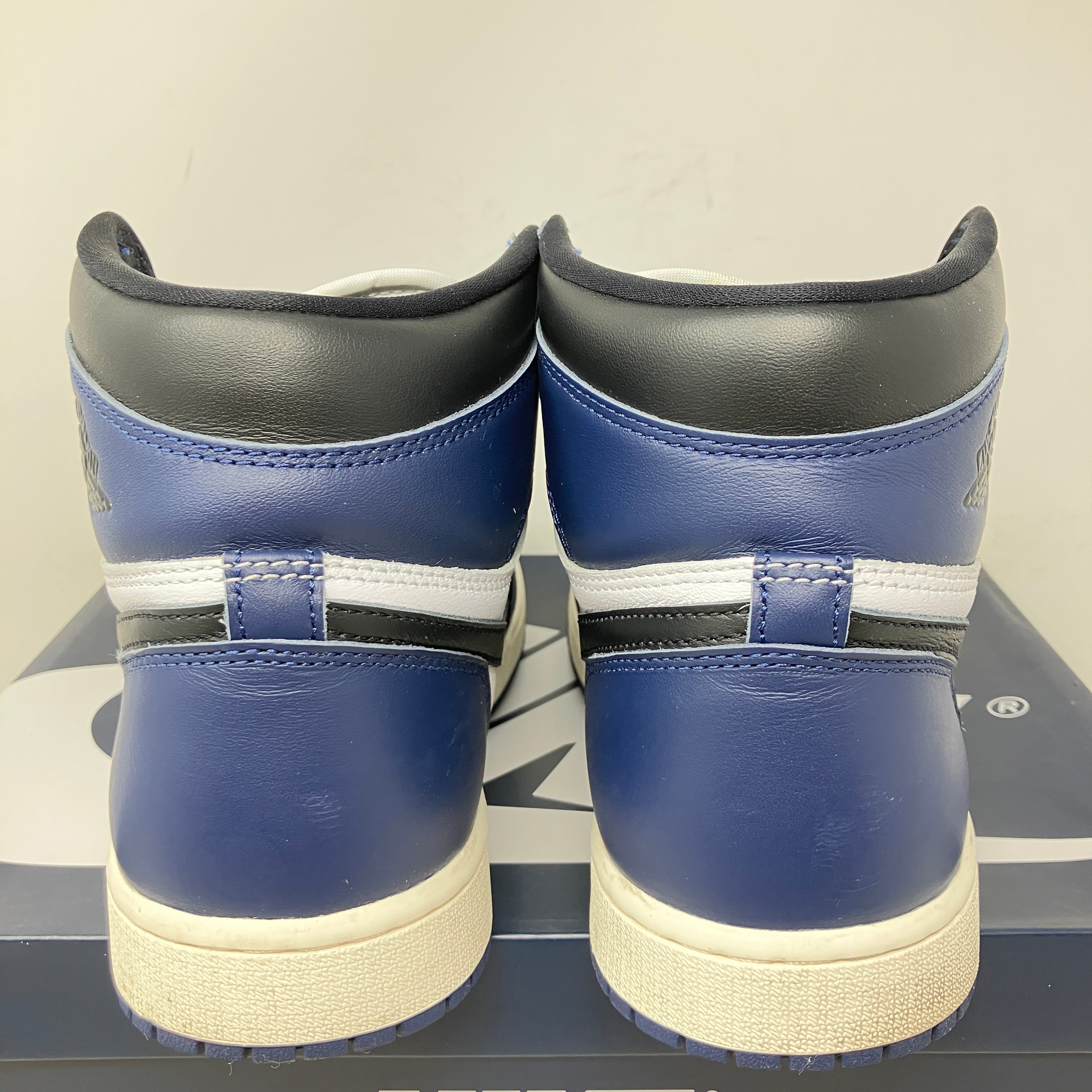 Jordan 1 Retro High OG Midnight Navy