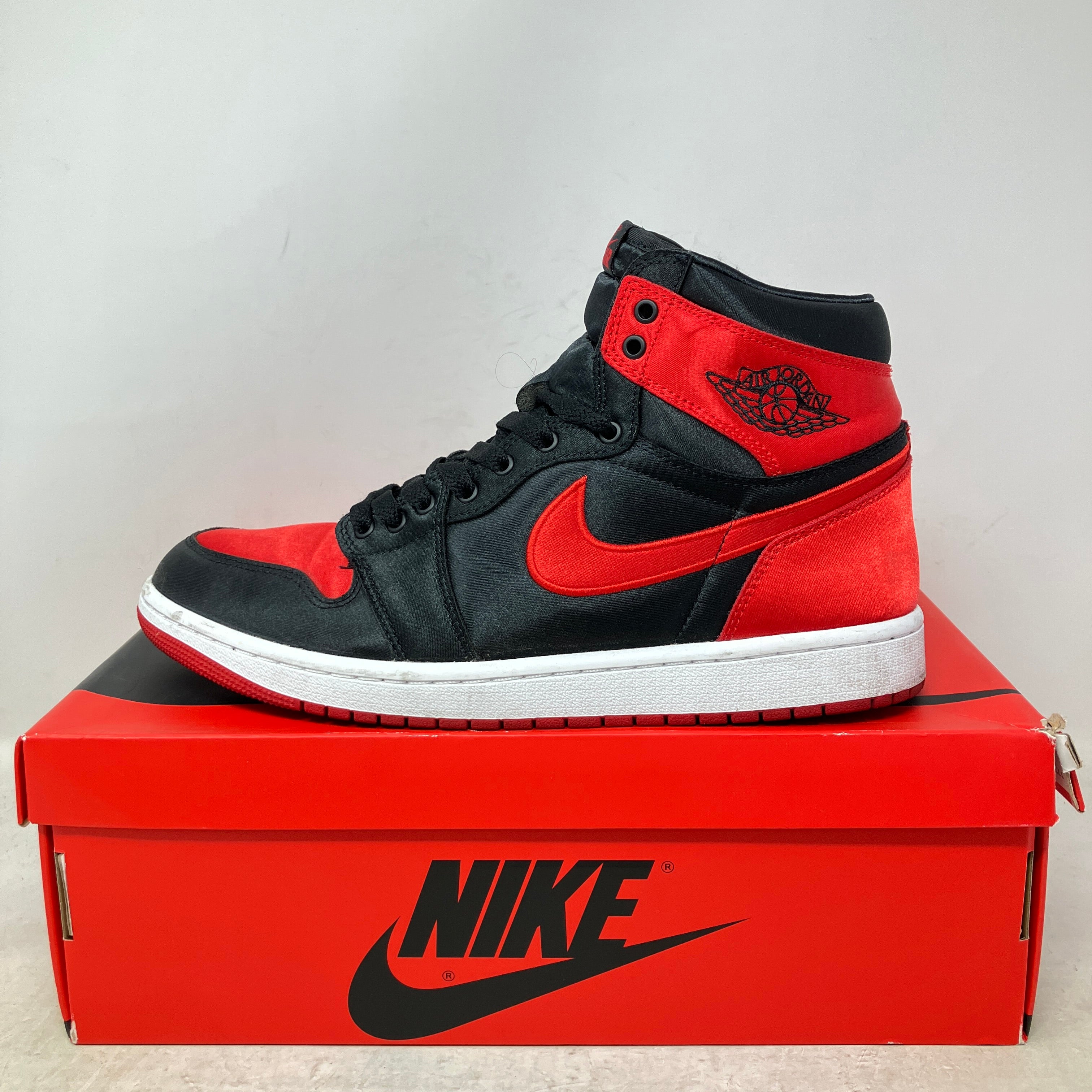 Jordan 1 Retro High OG Satin Bred (Women's)