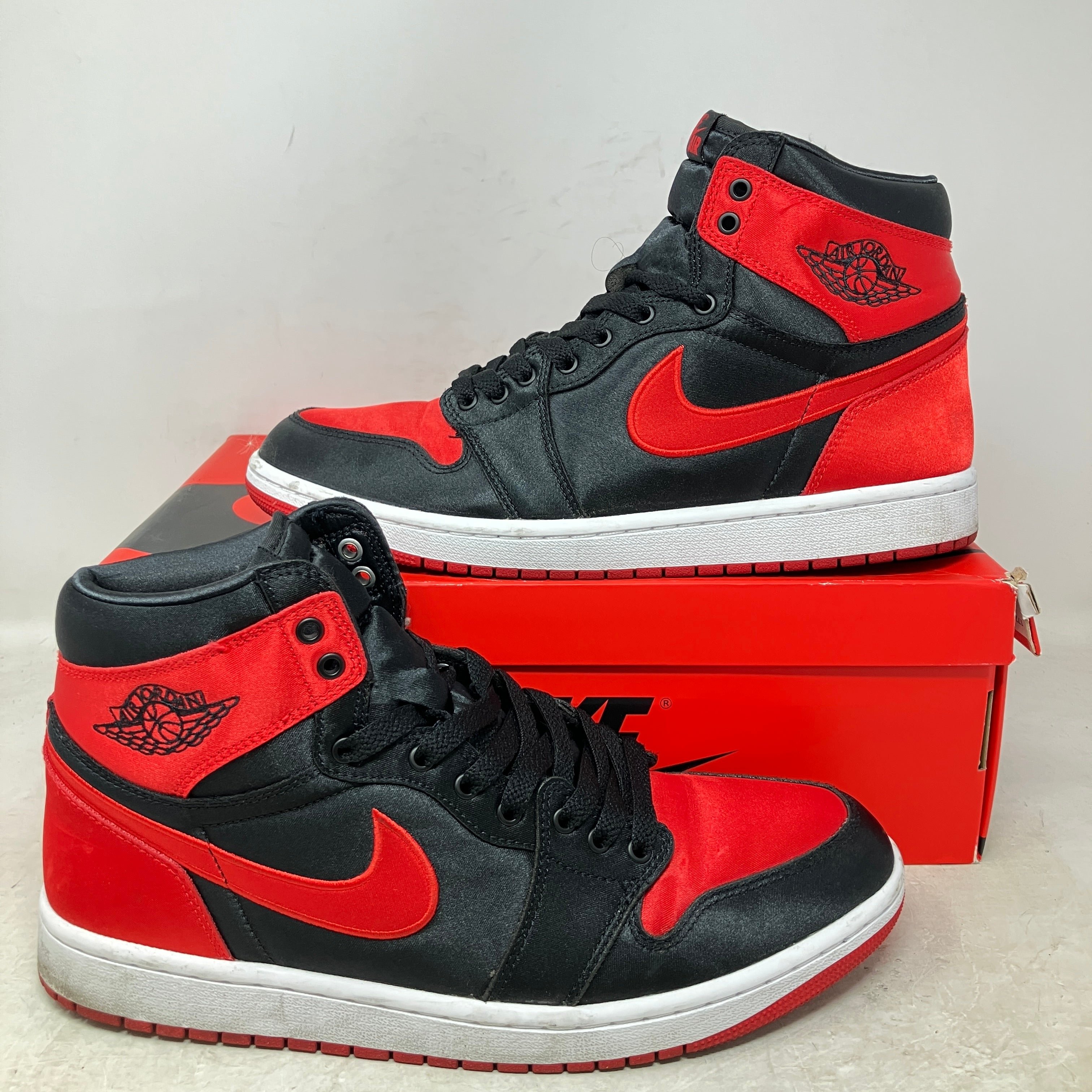 Jordan 1 Retro High OG Satin Bred (Women's)