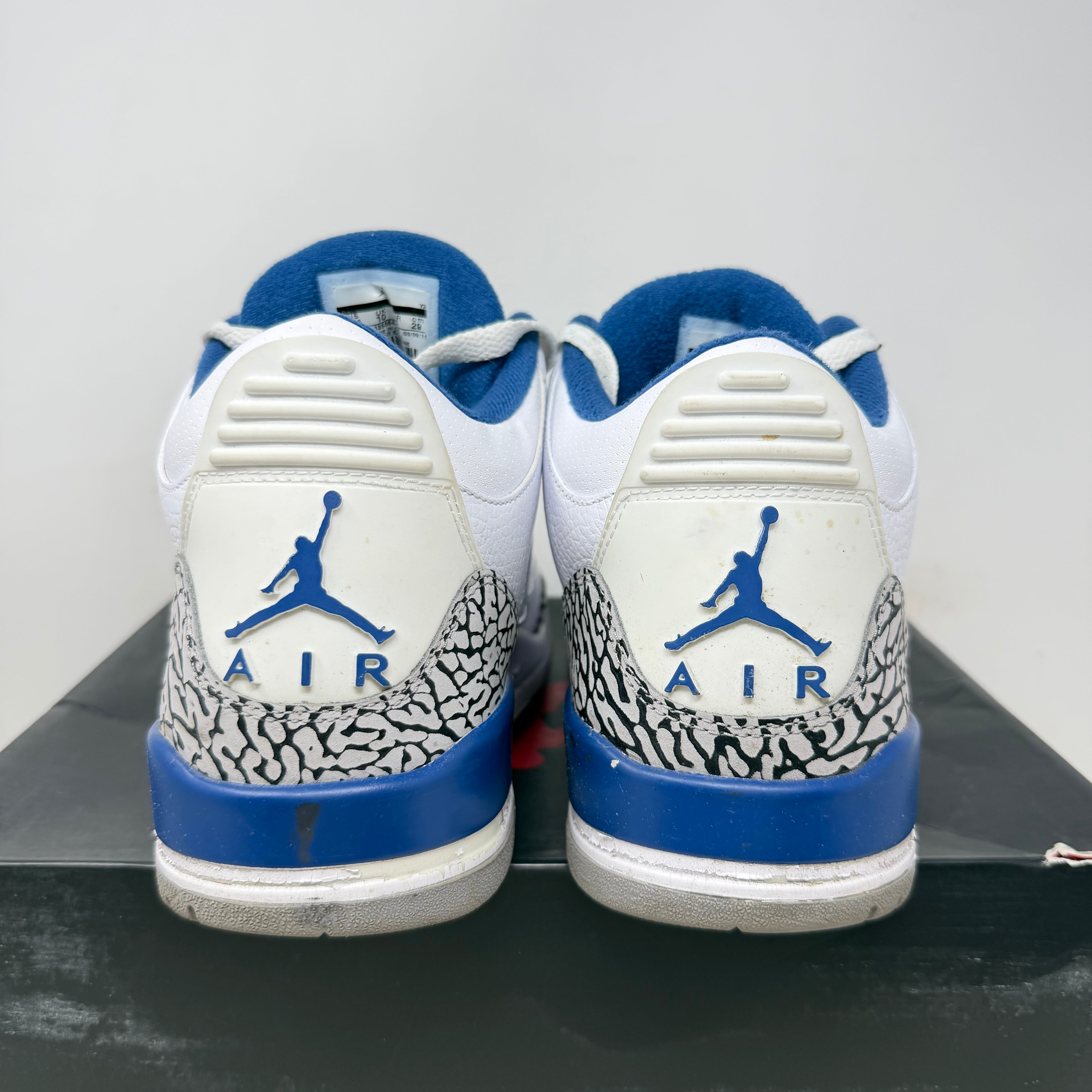 Jordan 3 Retro True Blue (2011)