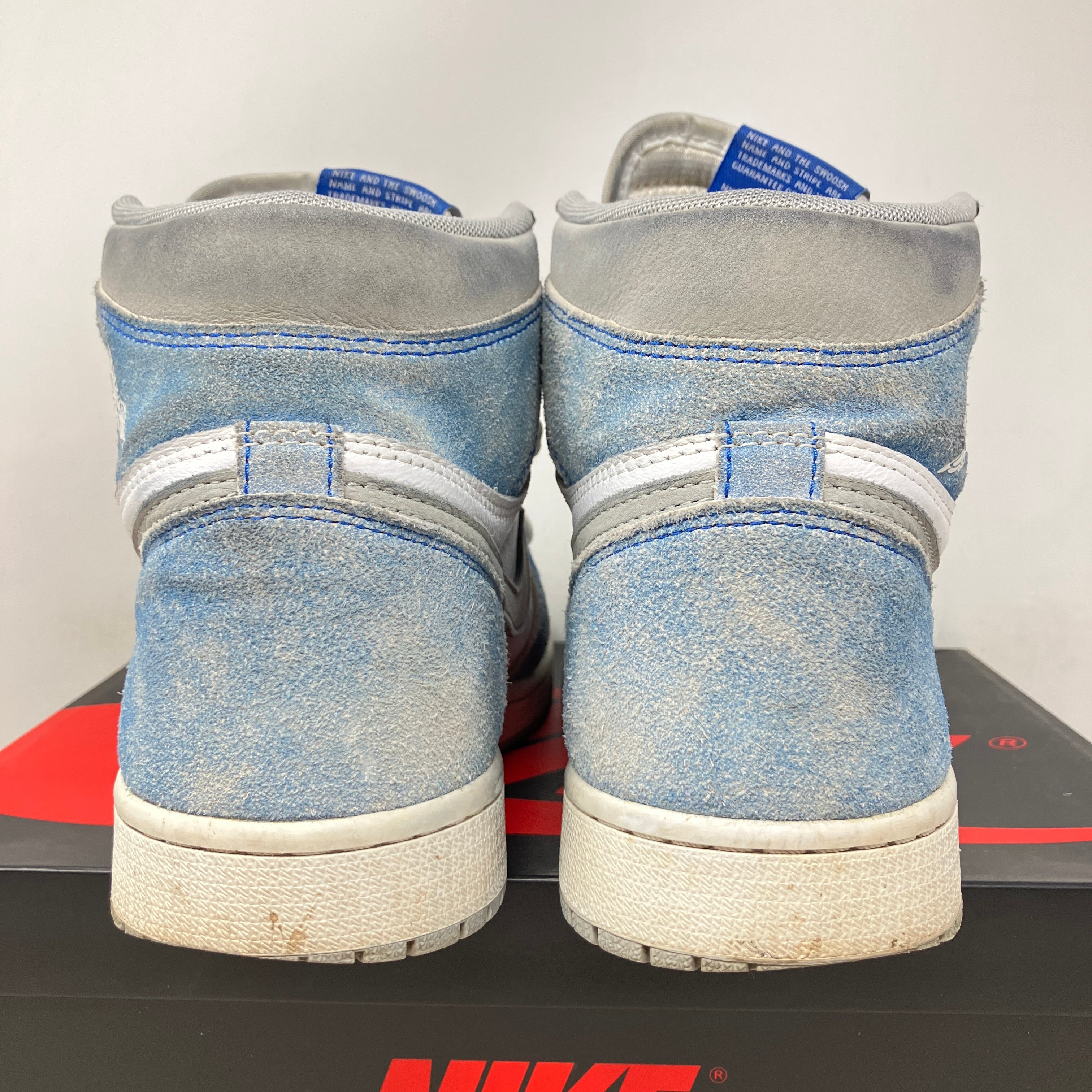 Jordan 1 Retro High Hyper Royal Smoke Grey