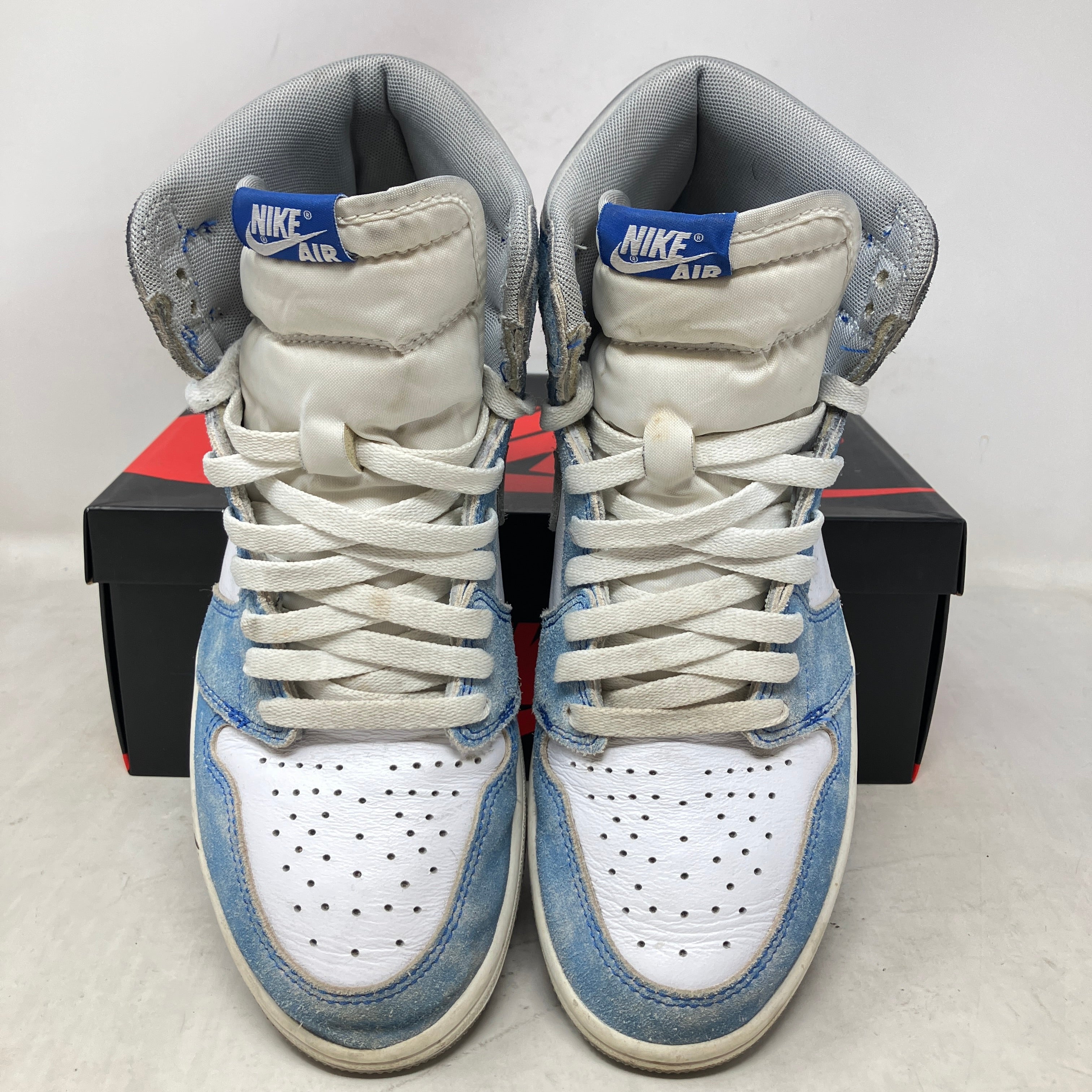 Jordan 1 Retro High Hyper Royal Smoke Grey
