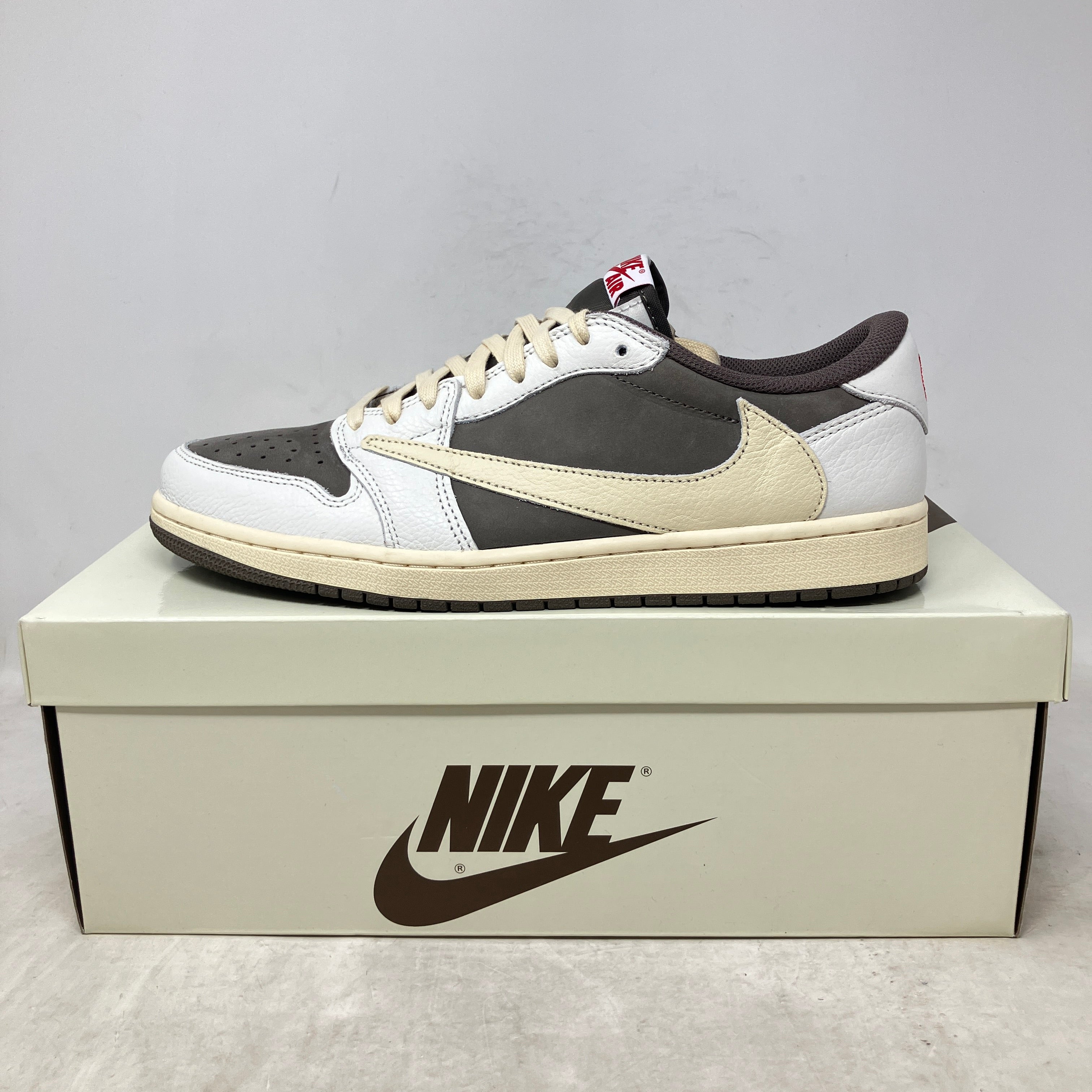 Jordan 1 Retro Low OG SP Travis Scott Reverse Mocha