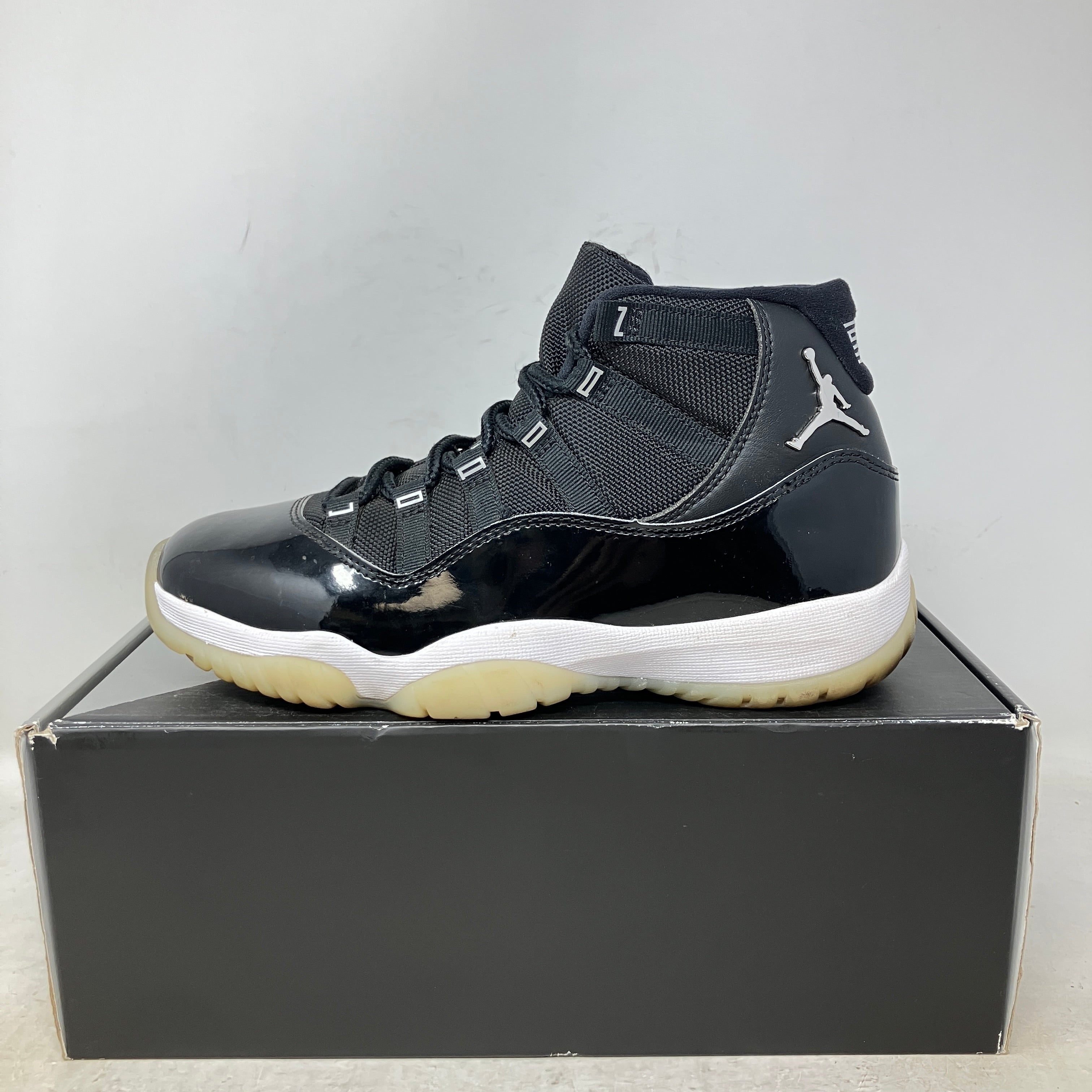 Jordan 11 Retro Jubilee (Women's)