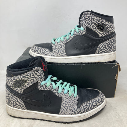 Jordan 1 Retro Un-Supreme