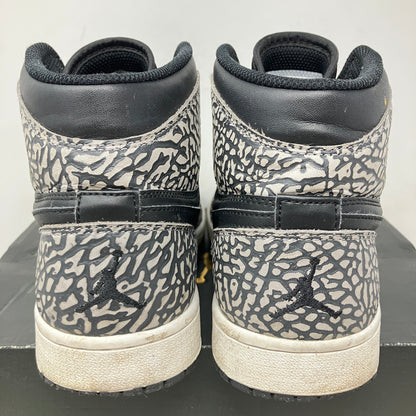 Jordan 1 Retro Un-Supreme