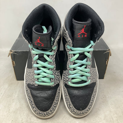 Jordan 1 Retro Un-Supreme