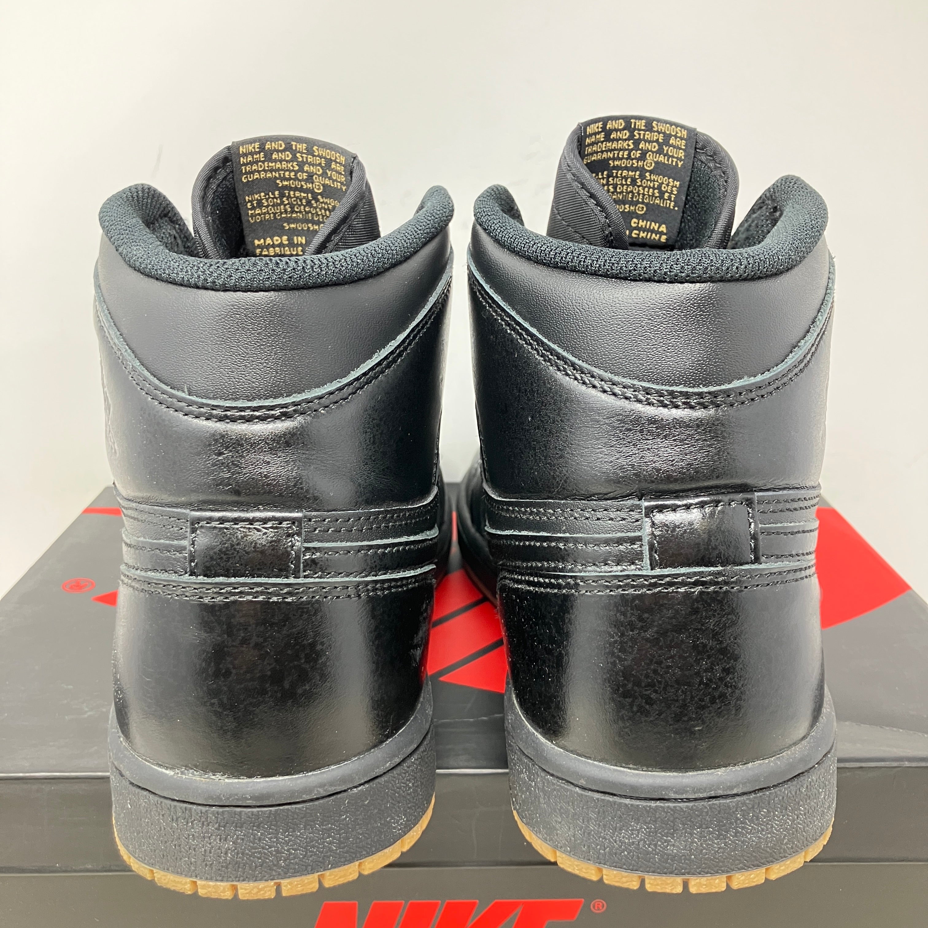Jordan 1 Retro Black Gum