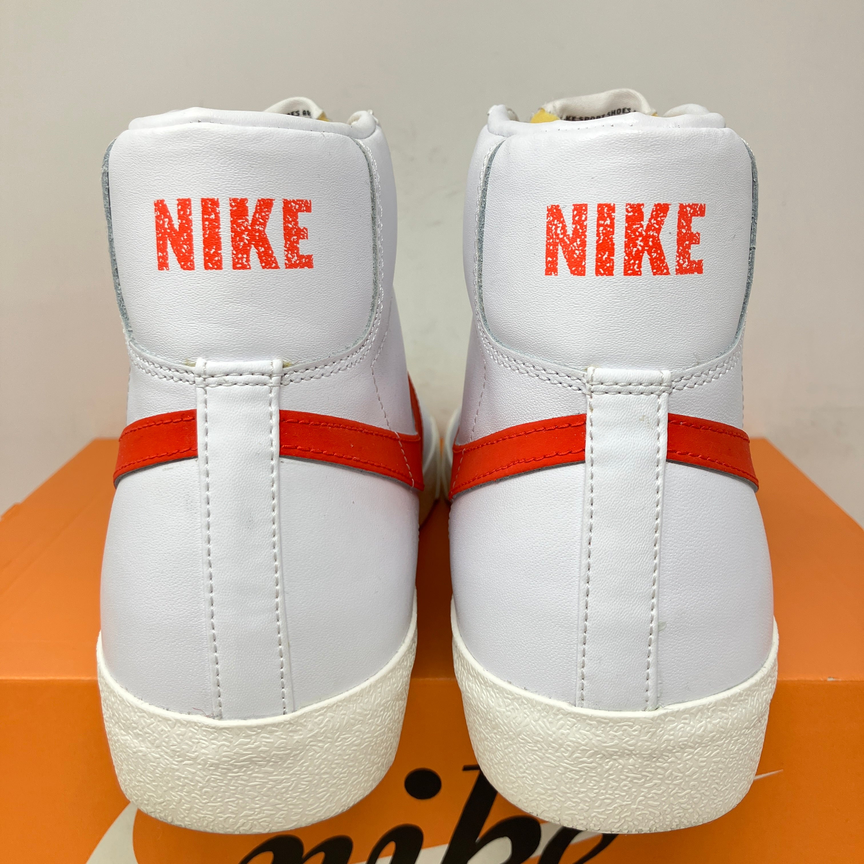 Nike Blazer Mid 77 Habanero Red