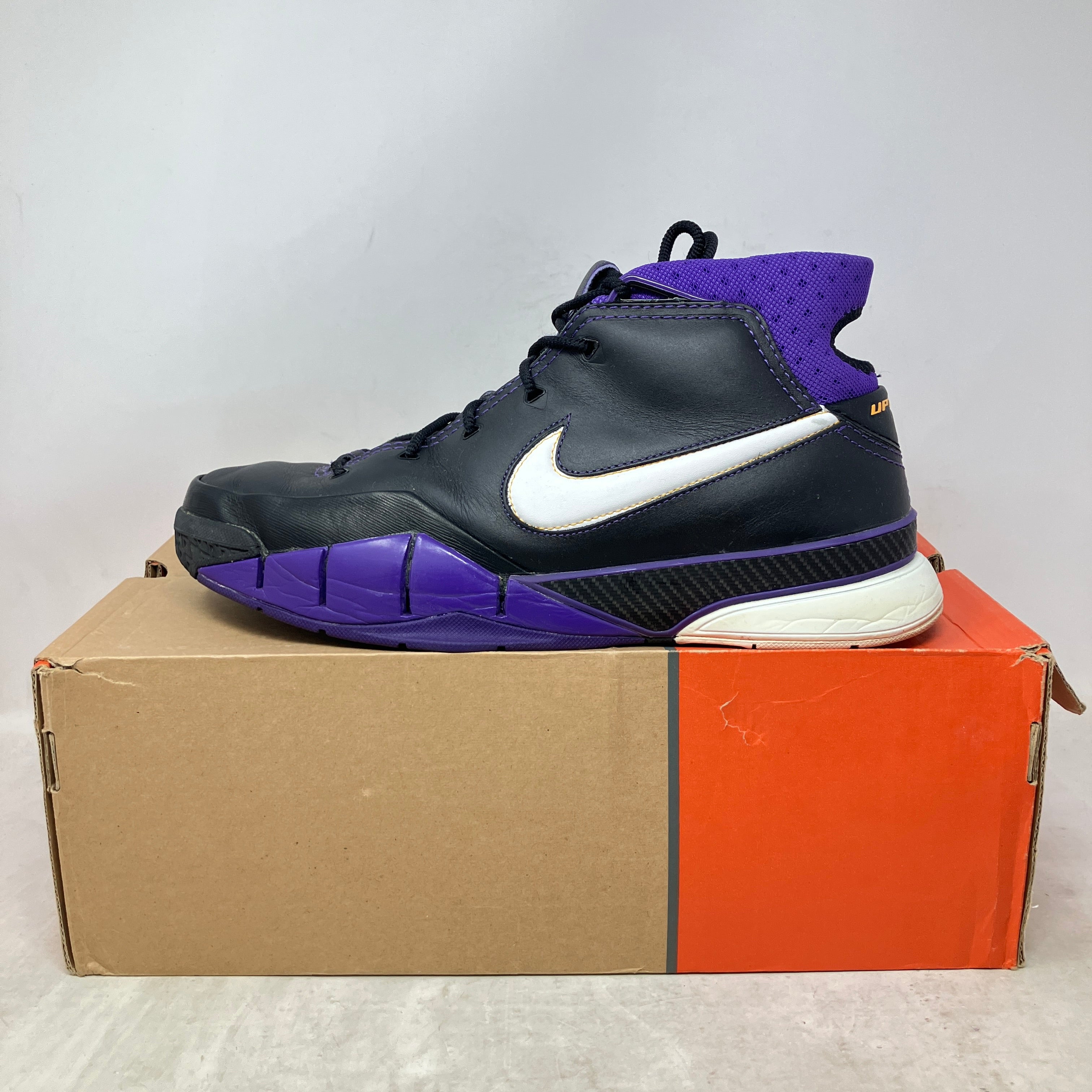Nike Kobe 1 Blackout