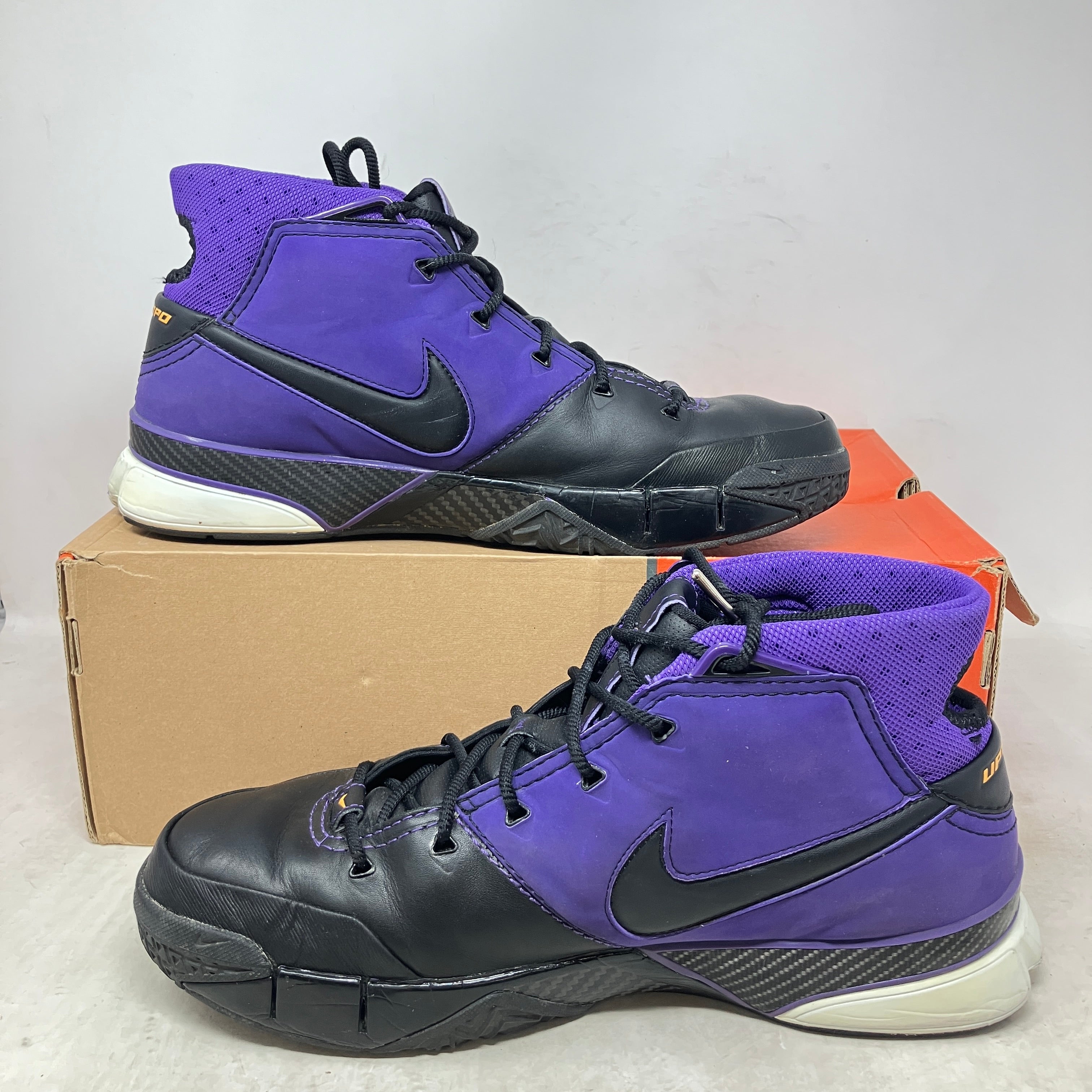 Nike Kobe 1 Blackout