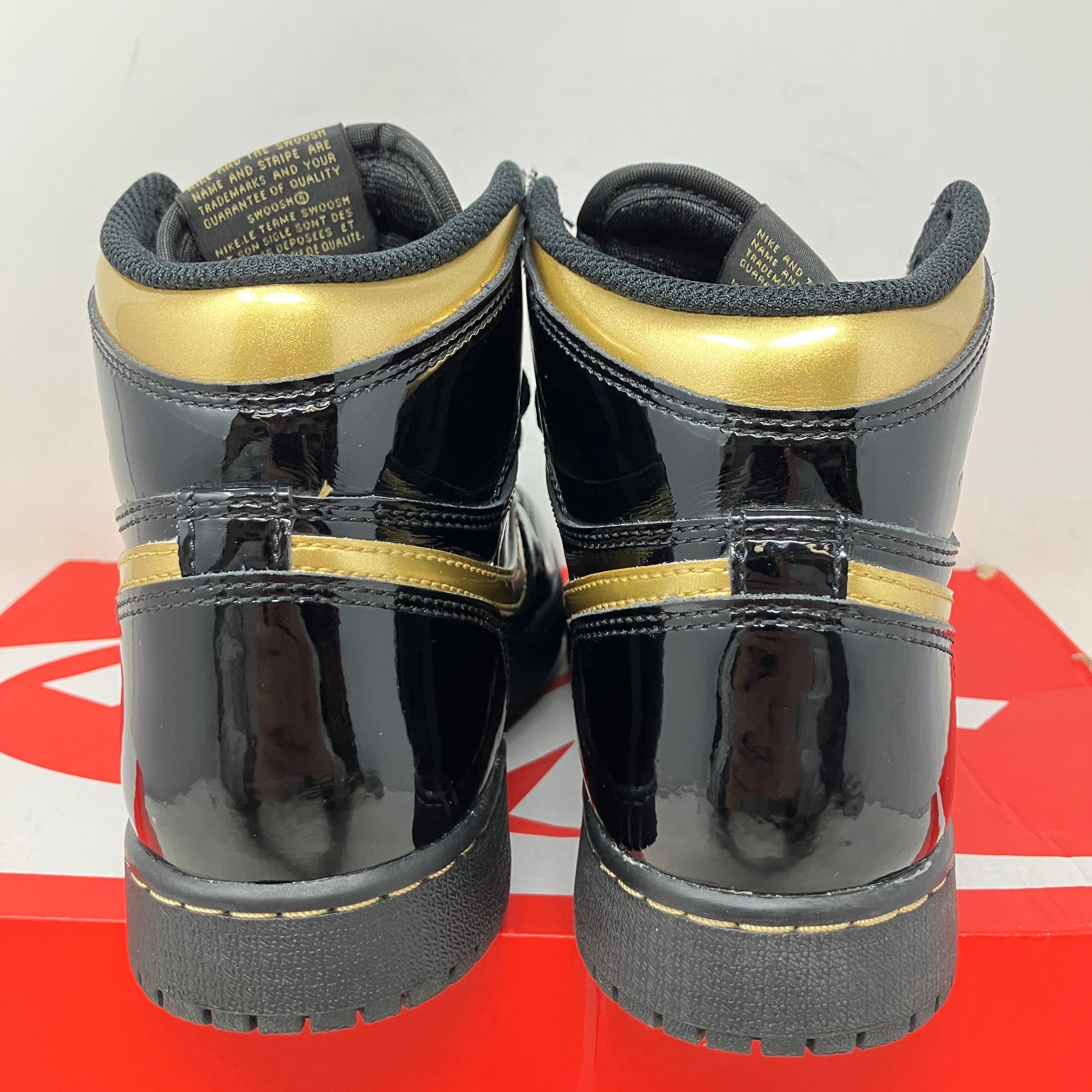 Jordan 1 Retro High Black Metallic Gold (2020) (GS)