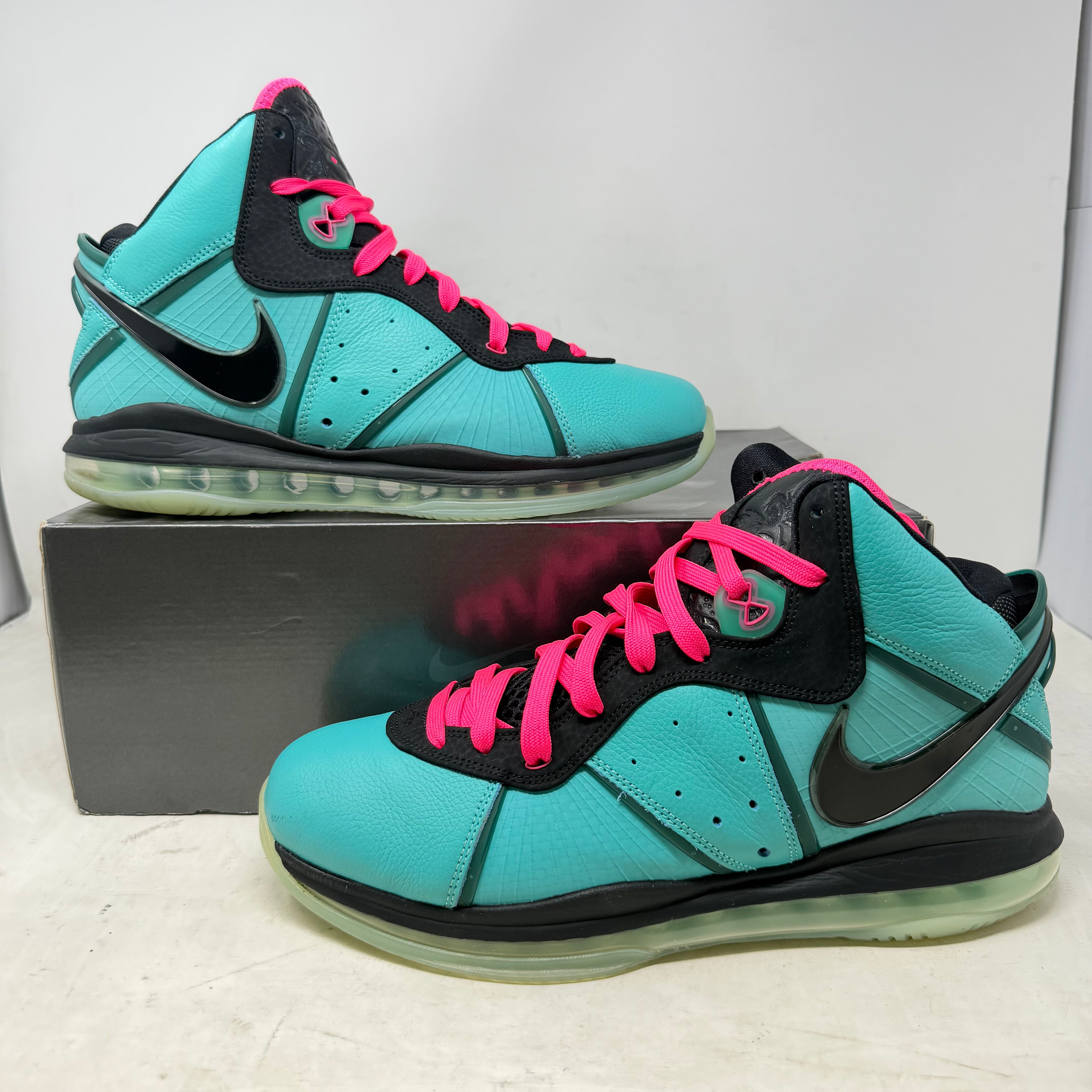 Nike LeBron 8 South Beach (2021)