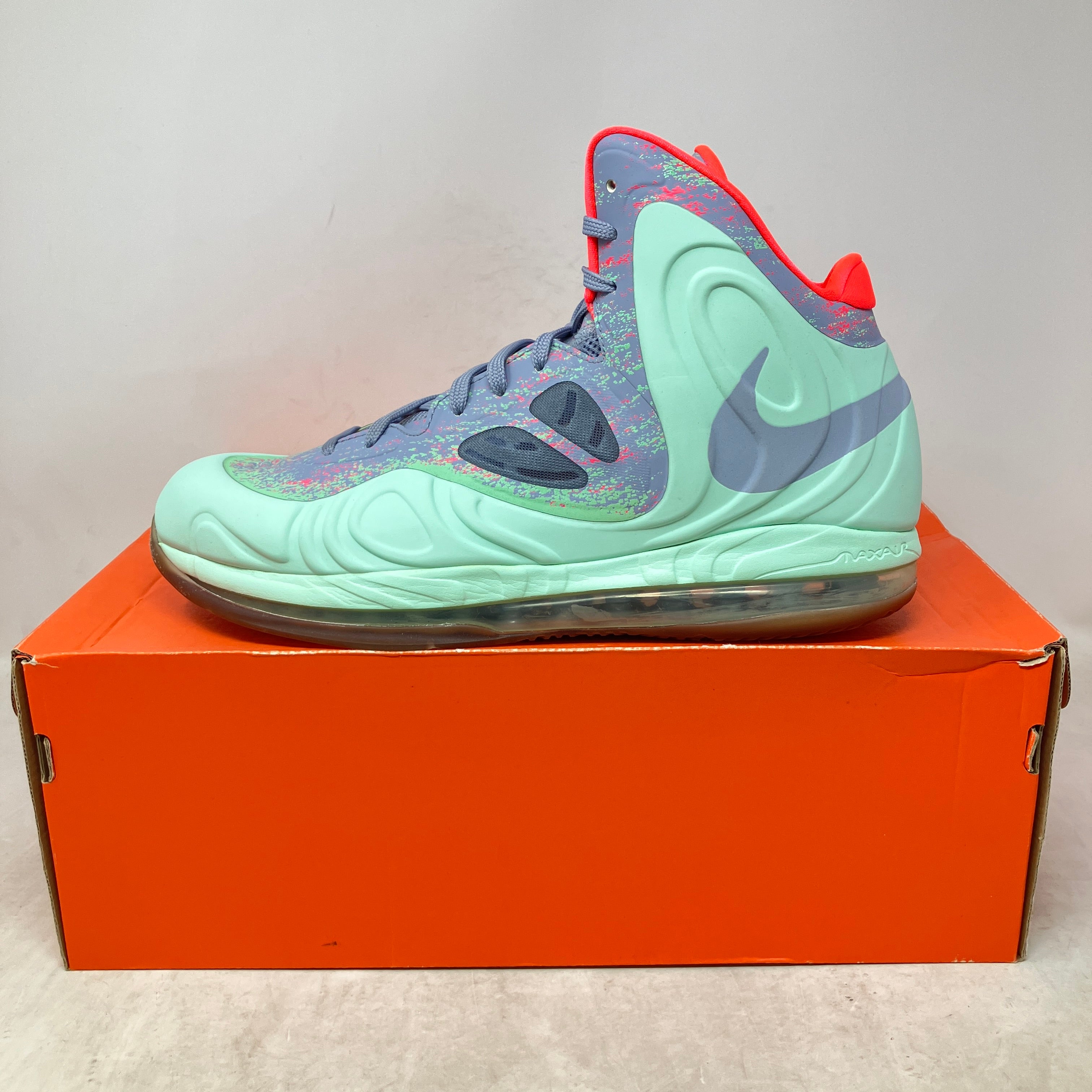 Nike Hyperposite Christmas