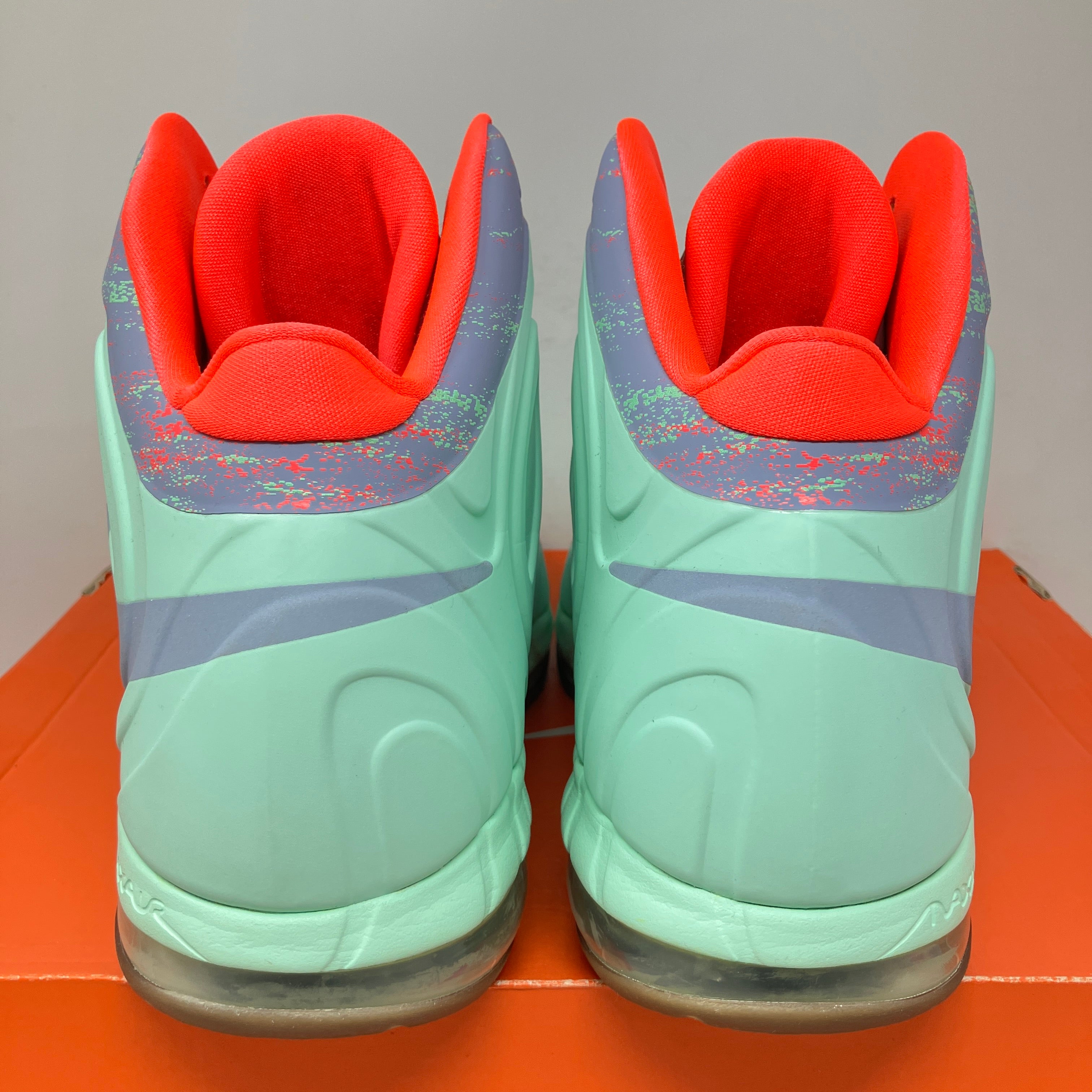 Nike Hyperposite Christmas