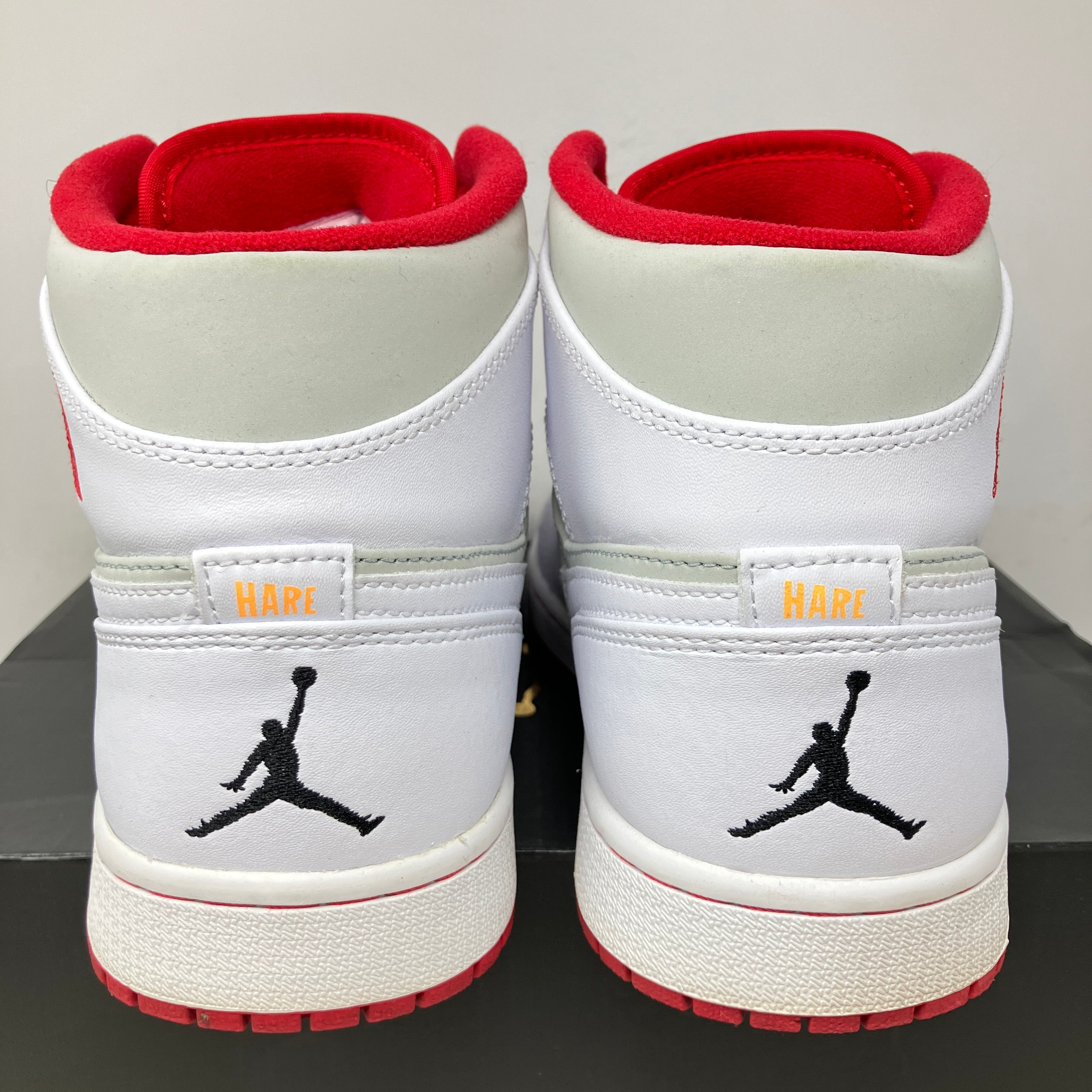Jordan 1 Retro Hare Jordan (2015)