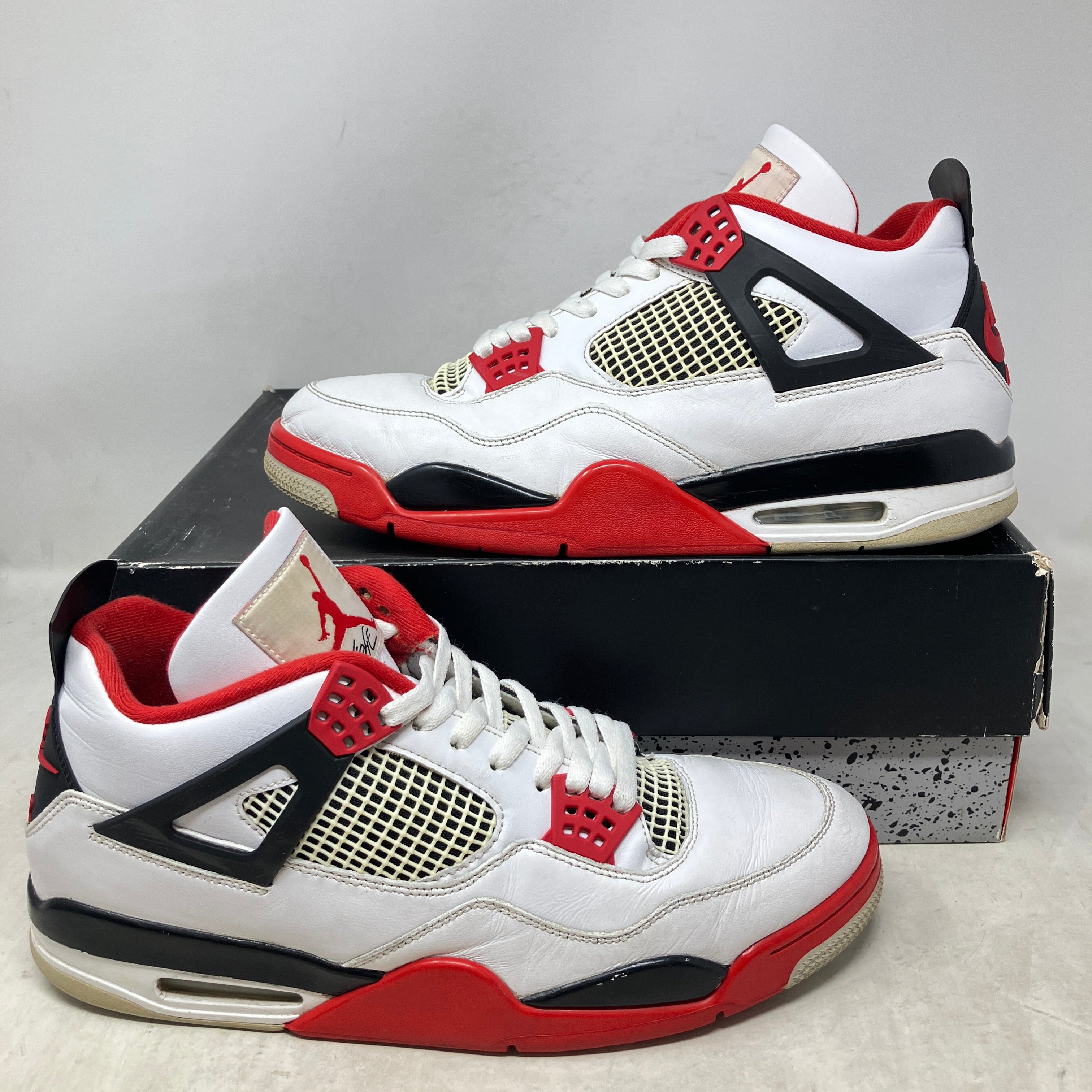 Jordan 4 Retro Fire Red (2020)
