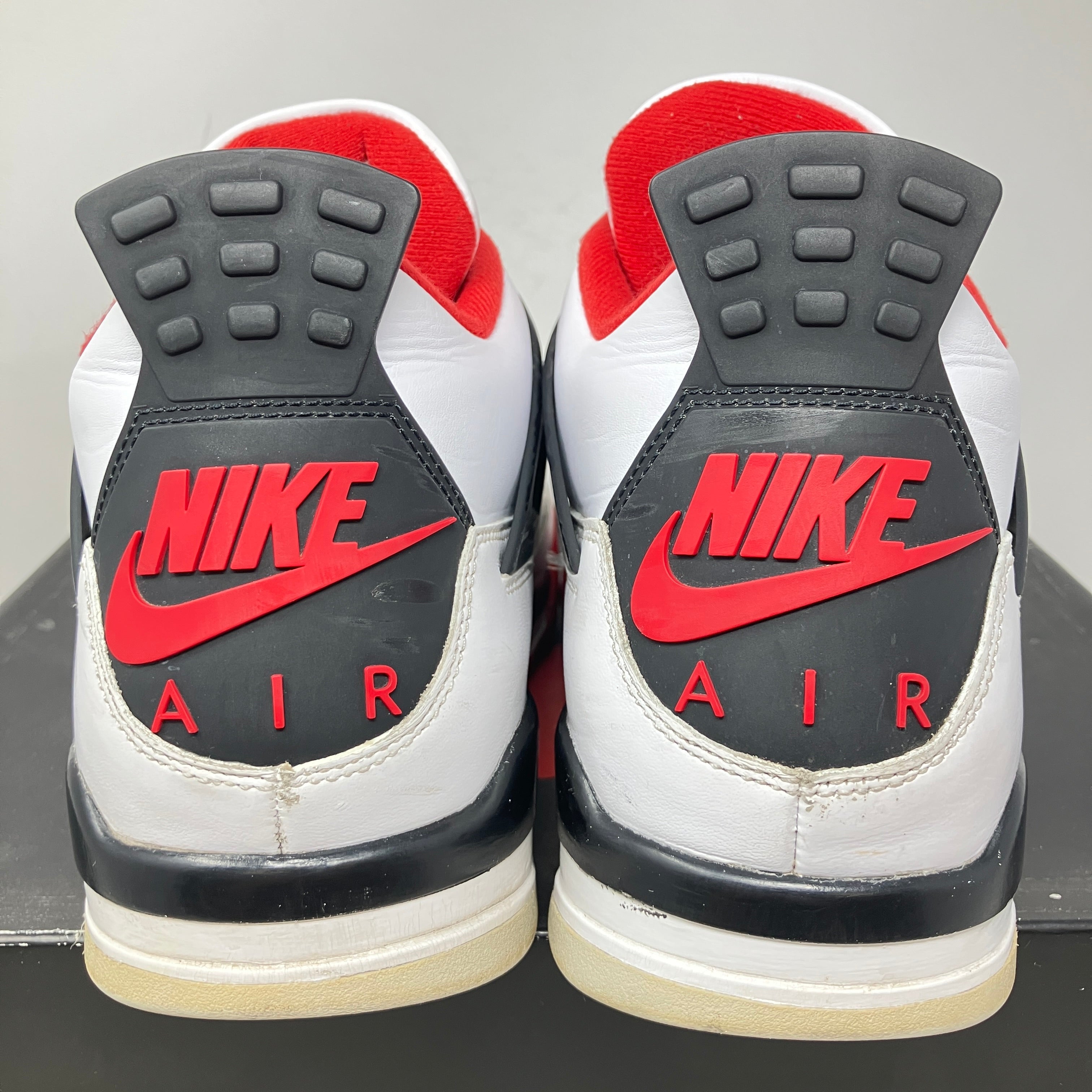 Jordan 4 Retro Fire Red (2020)