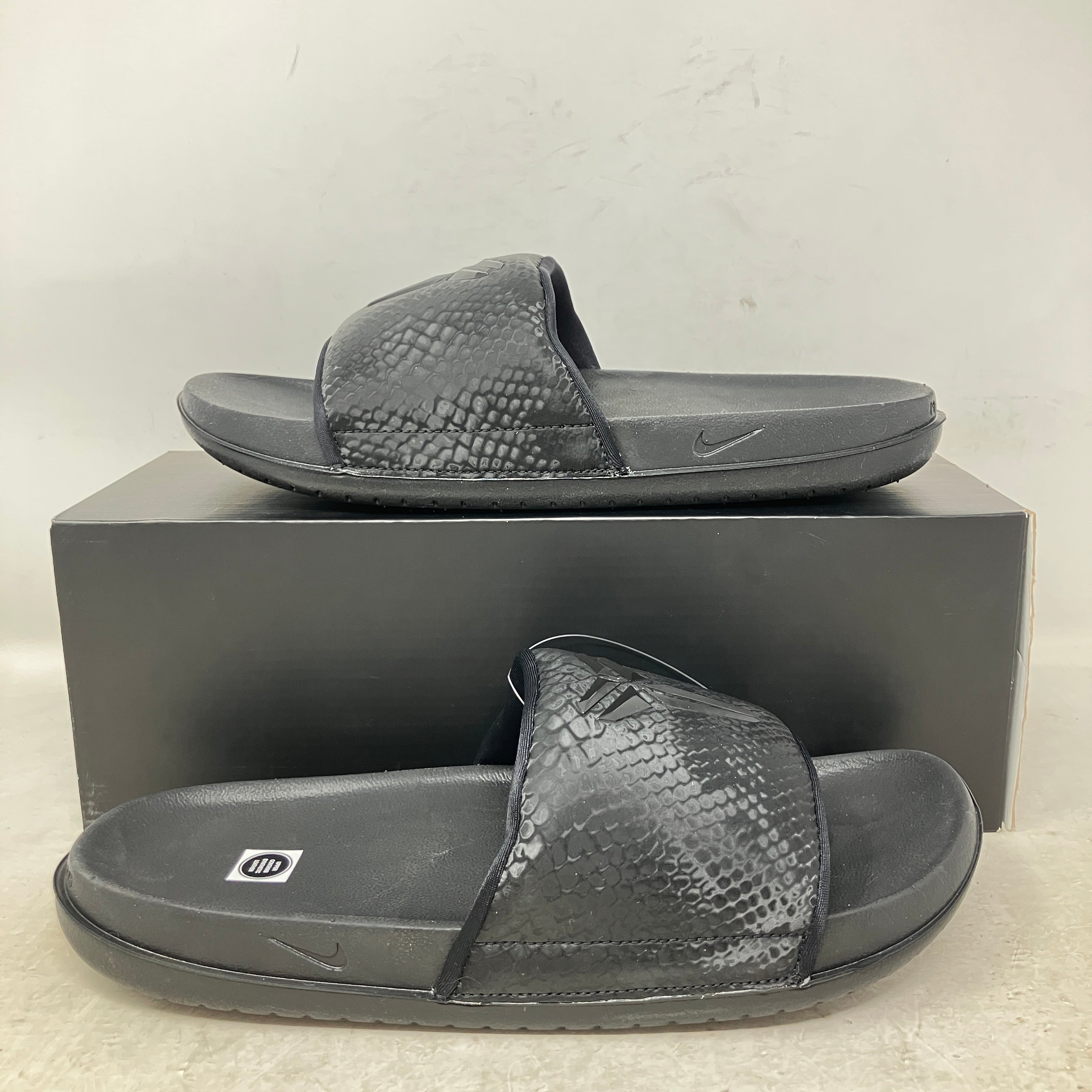 Nike Kobe Offcourt Slide Black