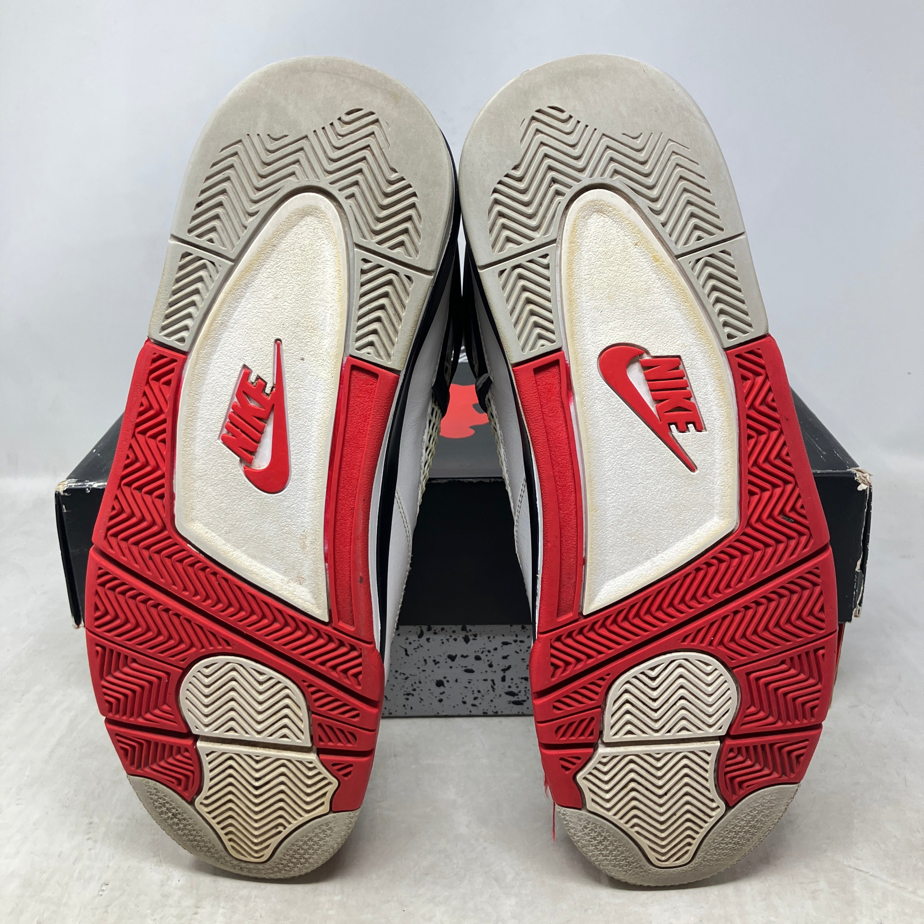 Jordan 4 Retro Fire Red (2020)