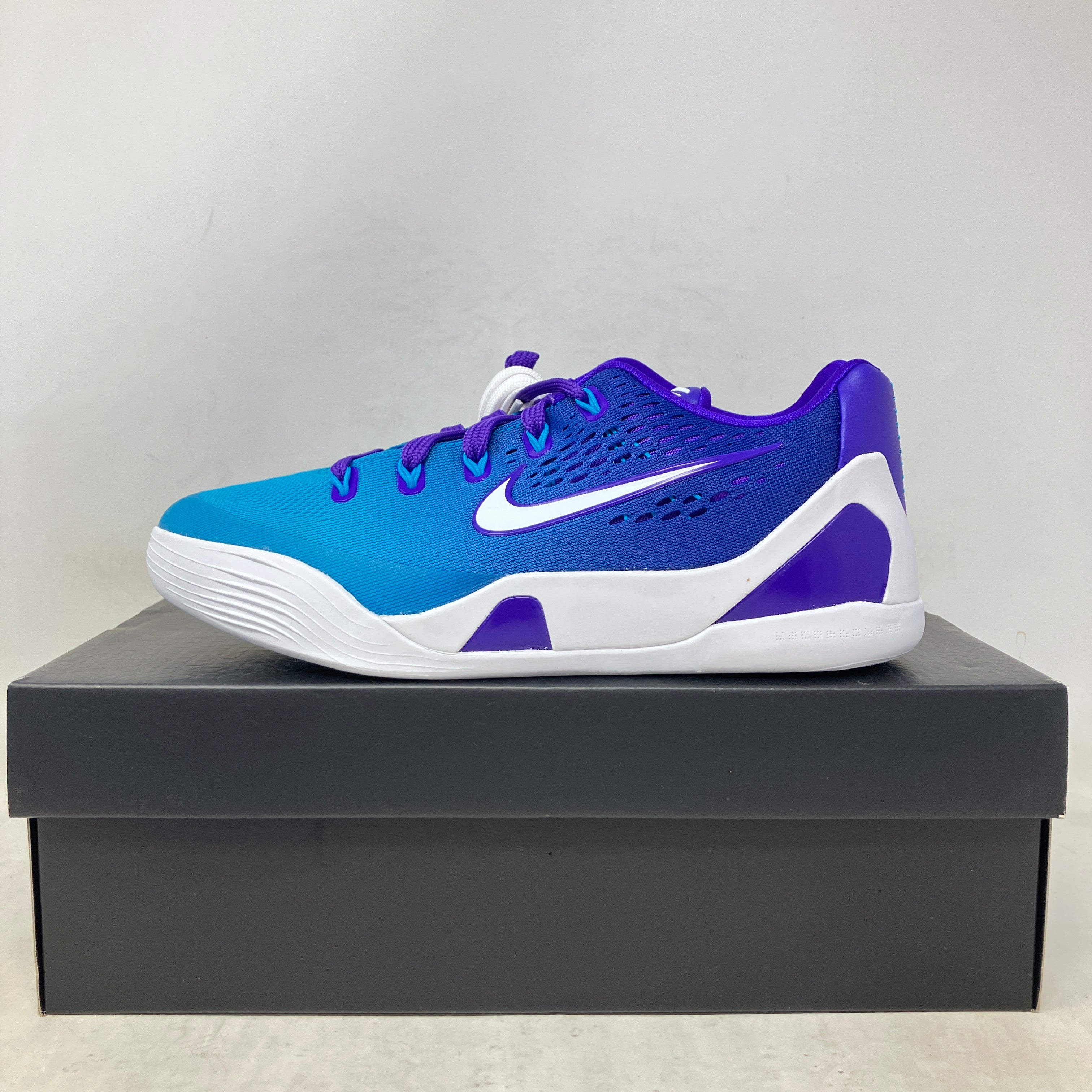Nike Kobe 9 Low EM Hornets (GS)