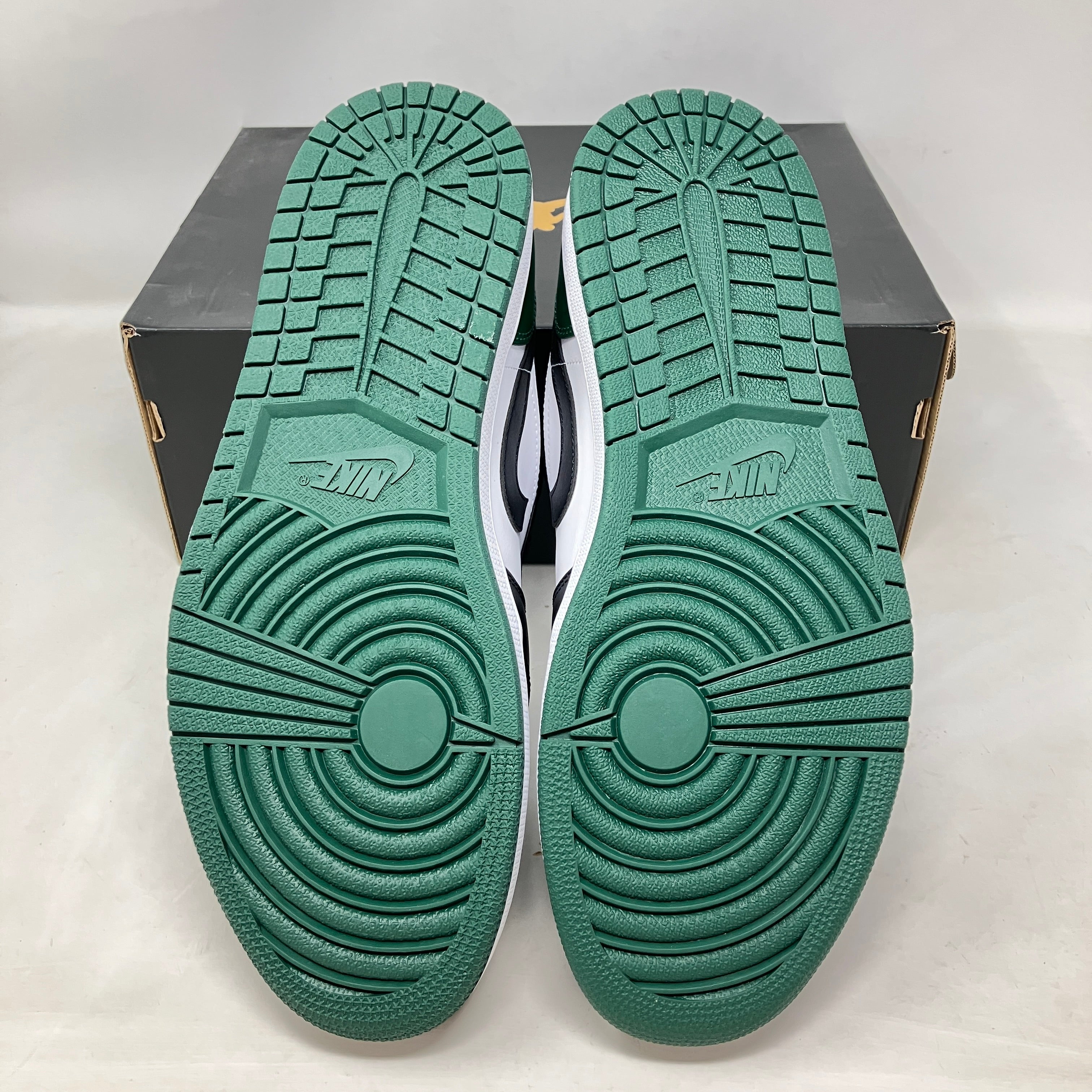Jordan 1 Low Green Toe